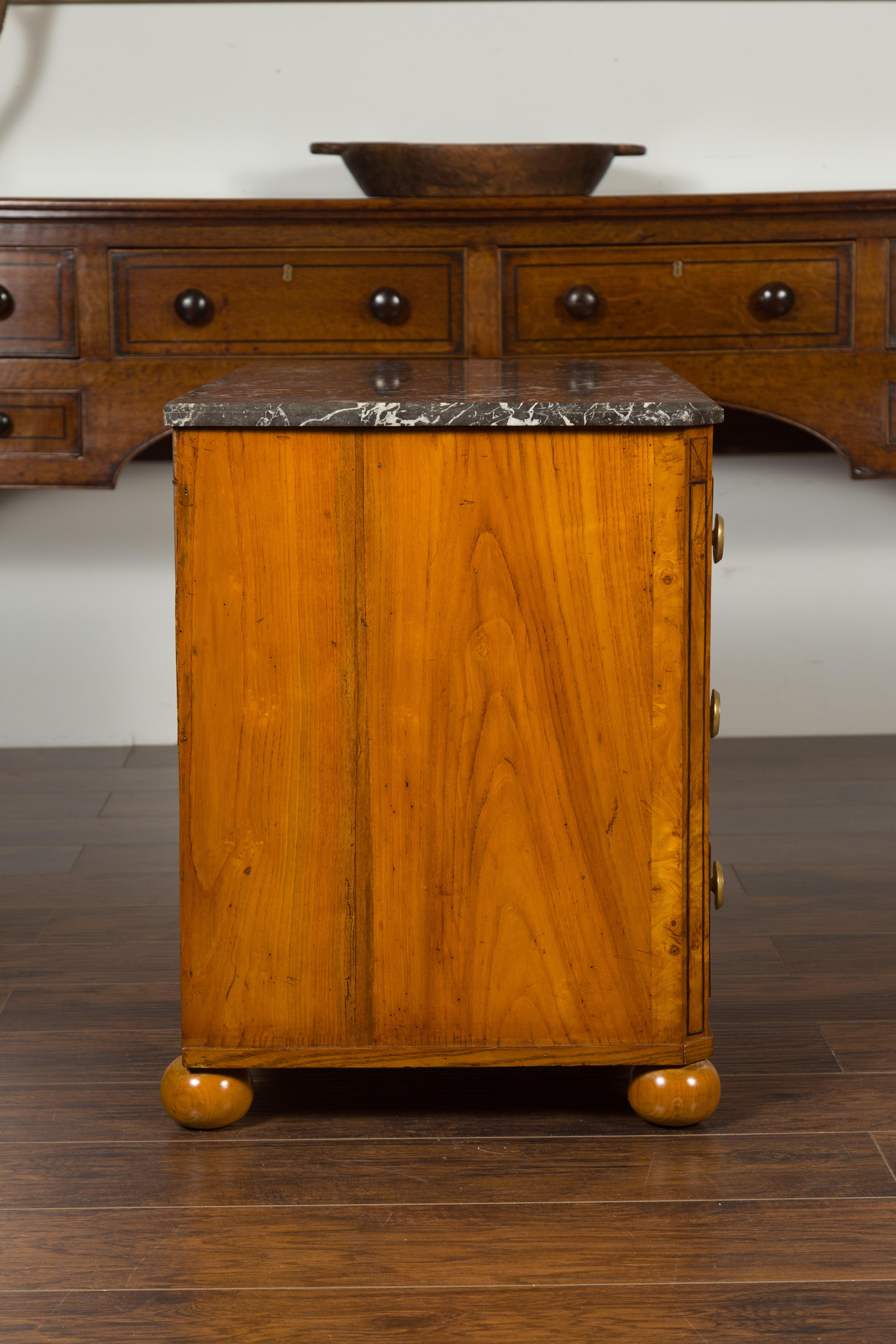 Biedermeier Period 1840s Walnut Three-Drawer Commode with Grey Marble Top For Sale 3