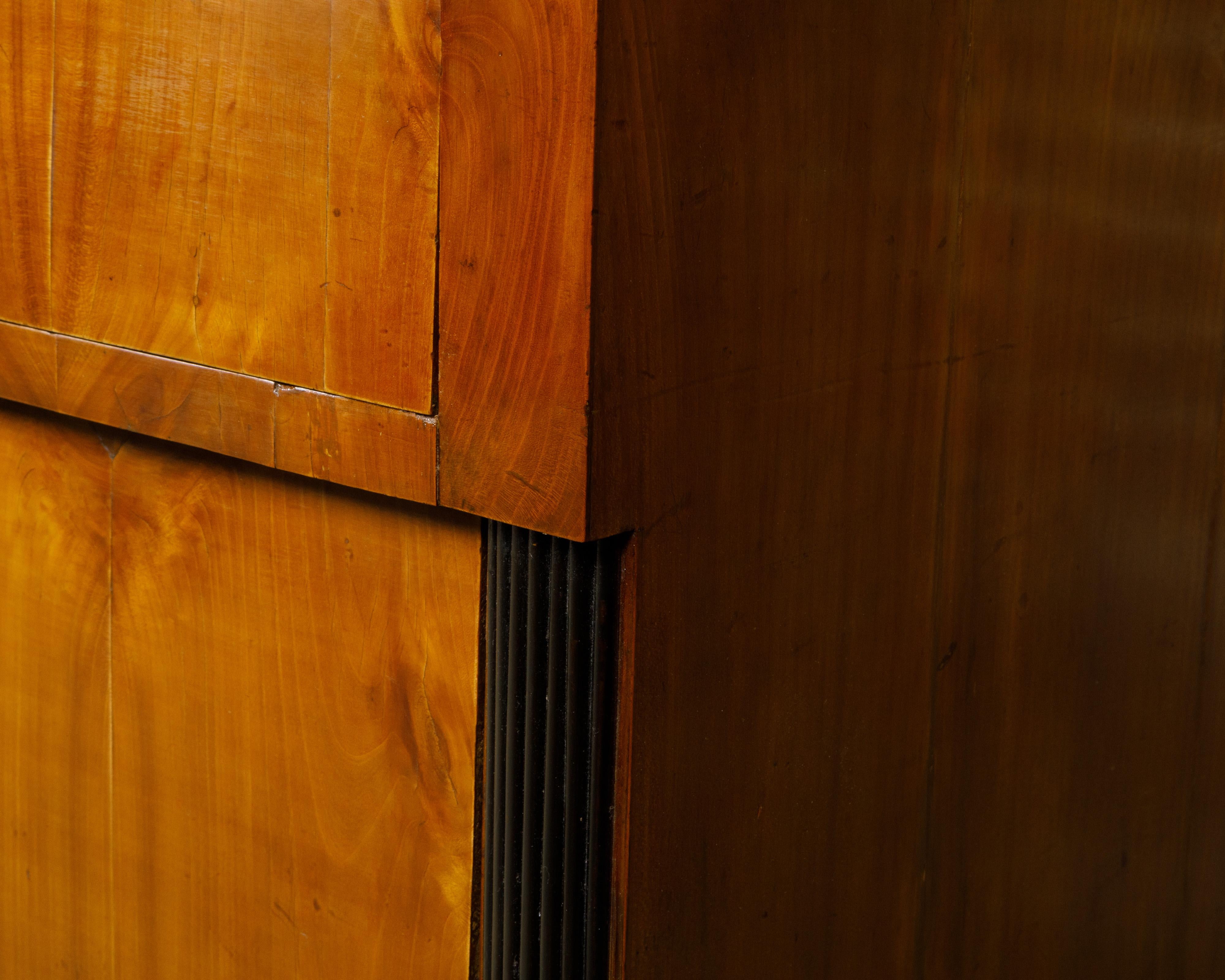 Biedermeier Period 19th Century Walnut Butler's Chest with Drop Front Desk For Sale 12