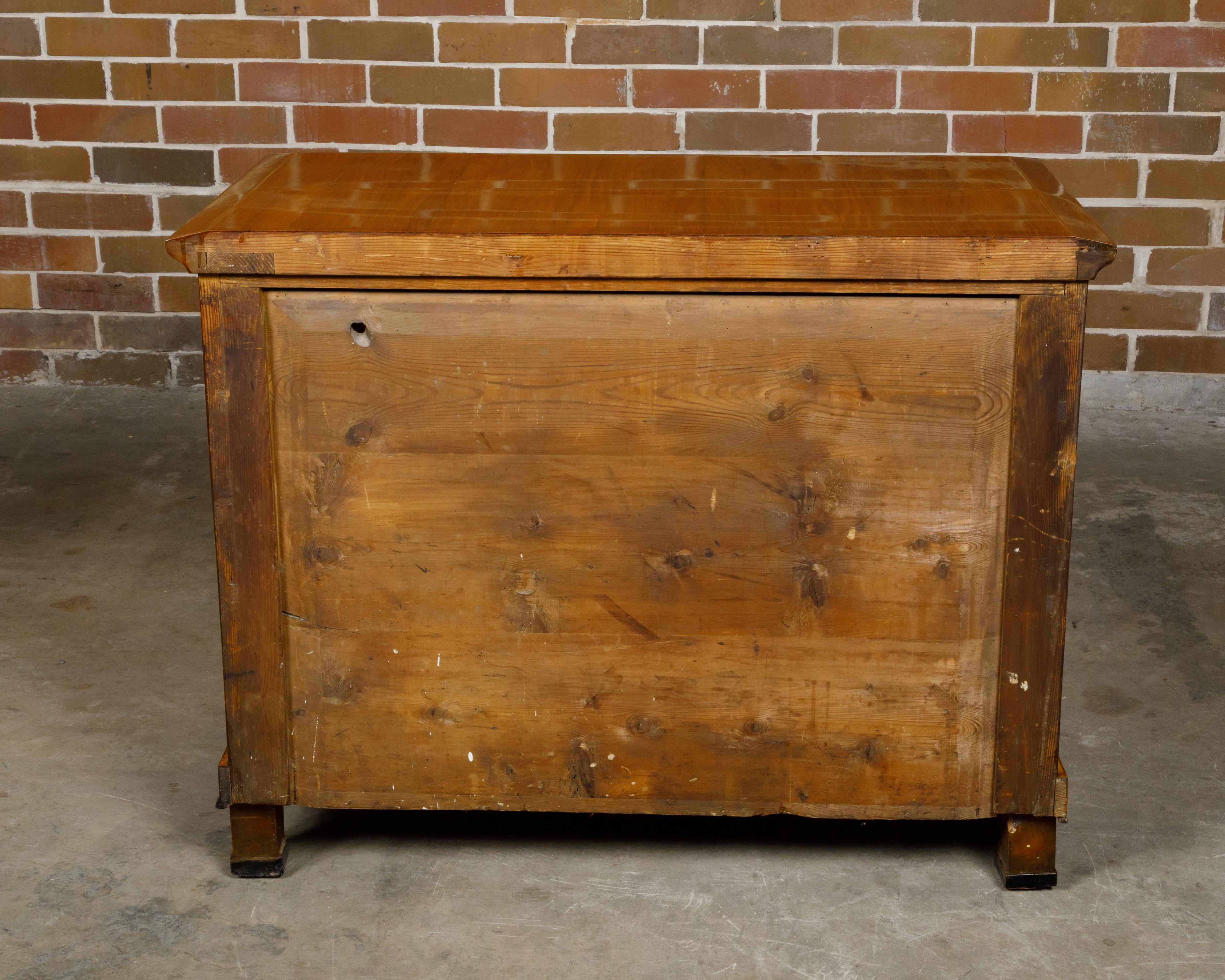 Biedermeier Period 19th Century Walnut Butler's Chest with Drop Front Desk In Good Condition For Sale In Atlanta, GA