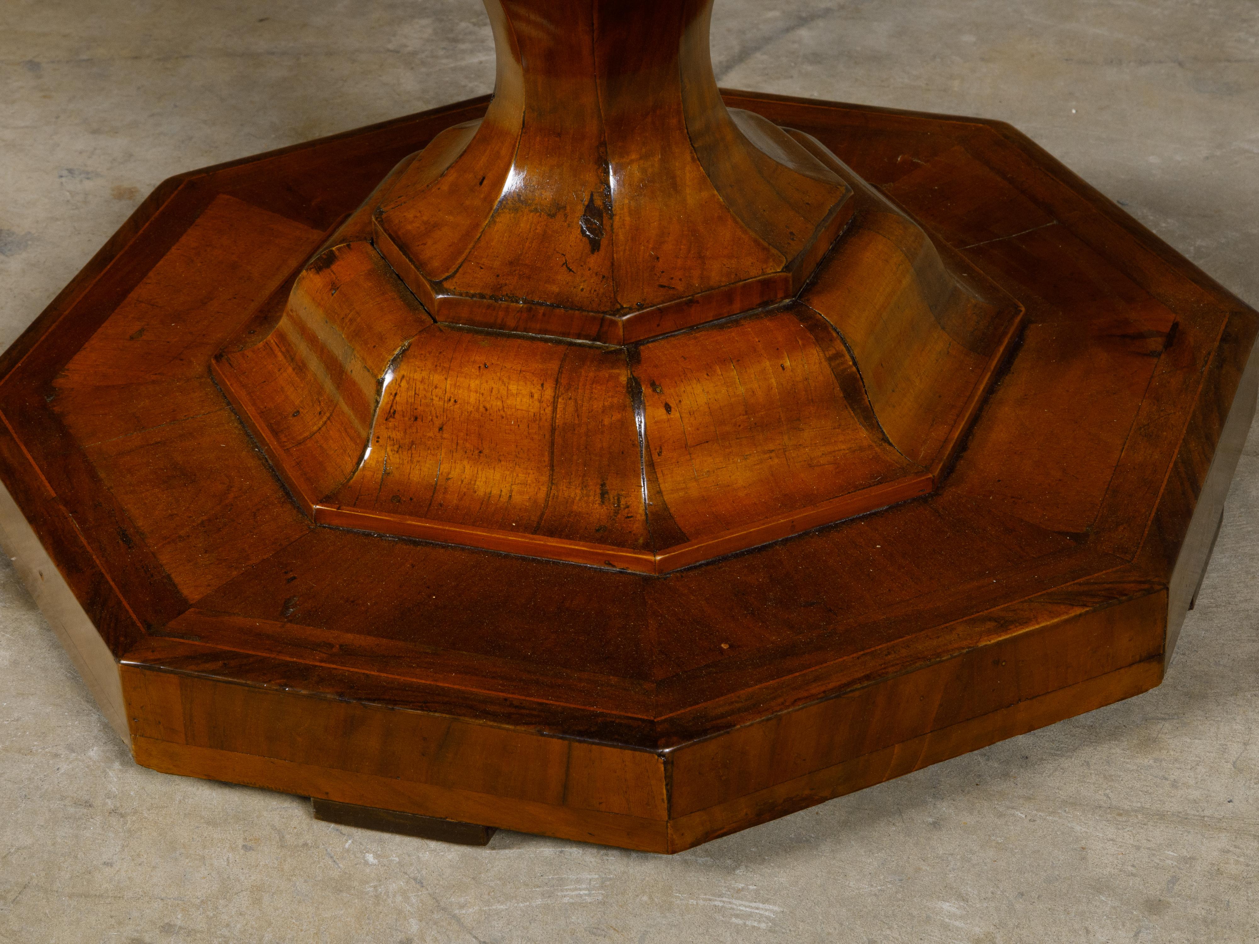 Biedermeier Period 19th Century Walnut Pedestal Table with Marquetry Top  For Sale 1