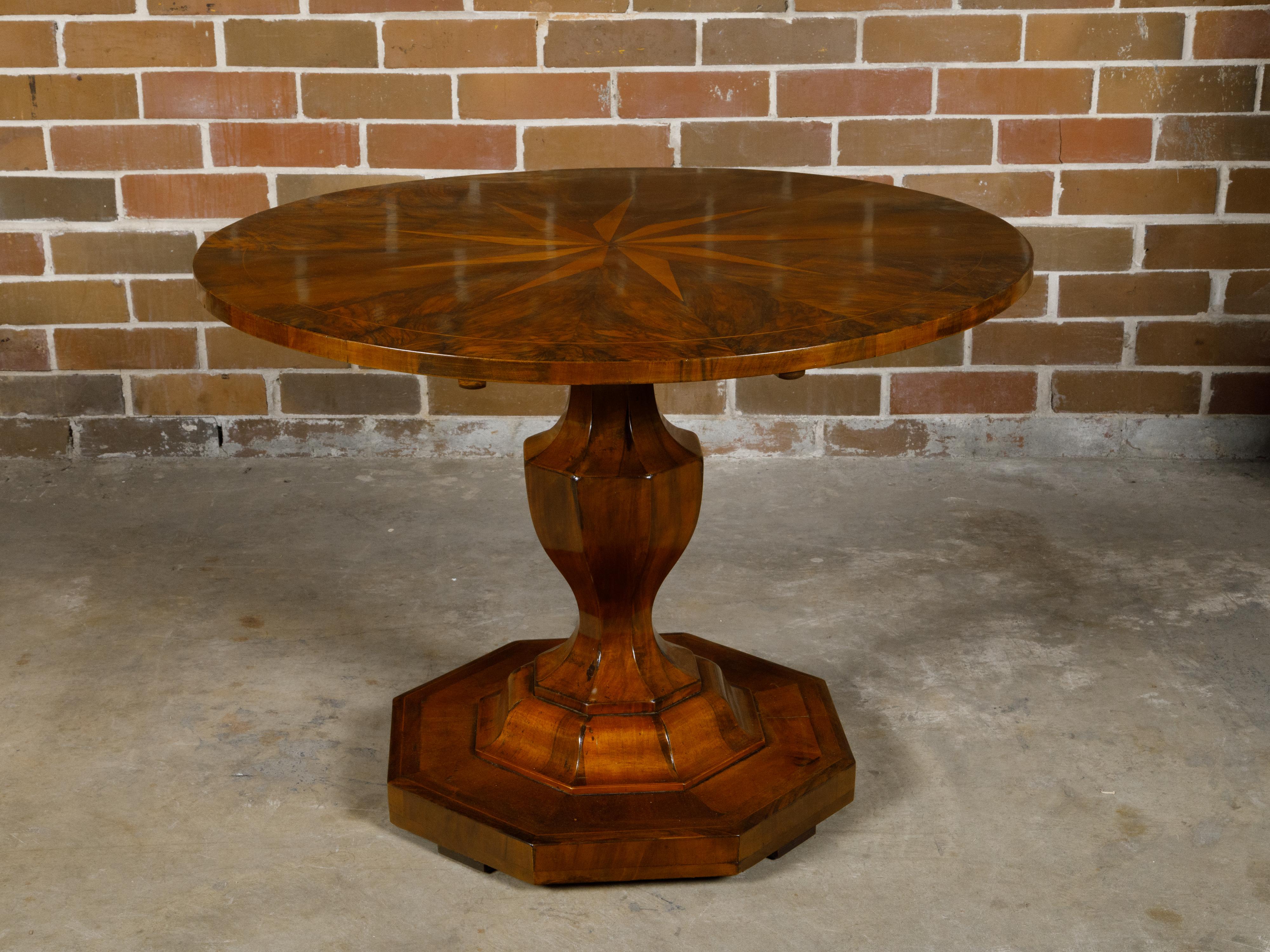 Biedermeier Period 19th Century Walnut Pedestal Table with Marquetry Top  For Sale 3