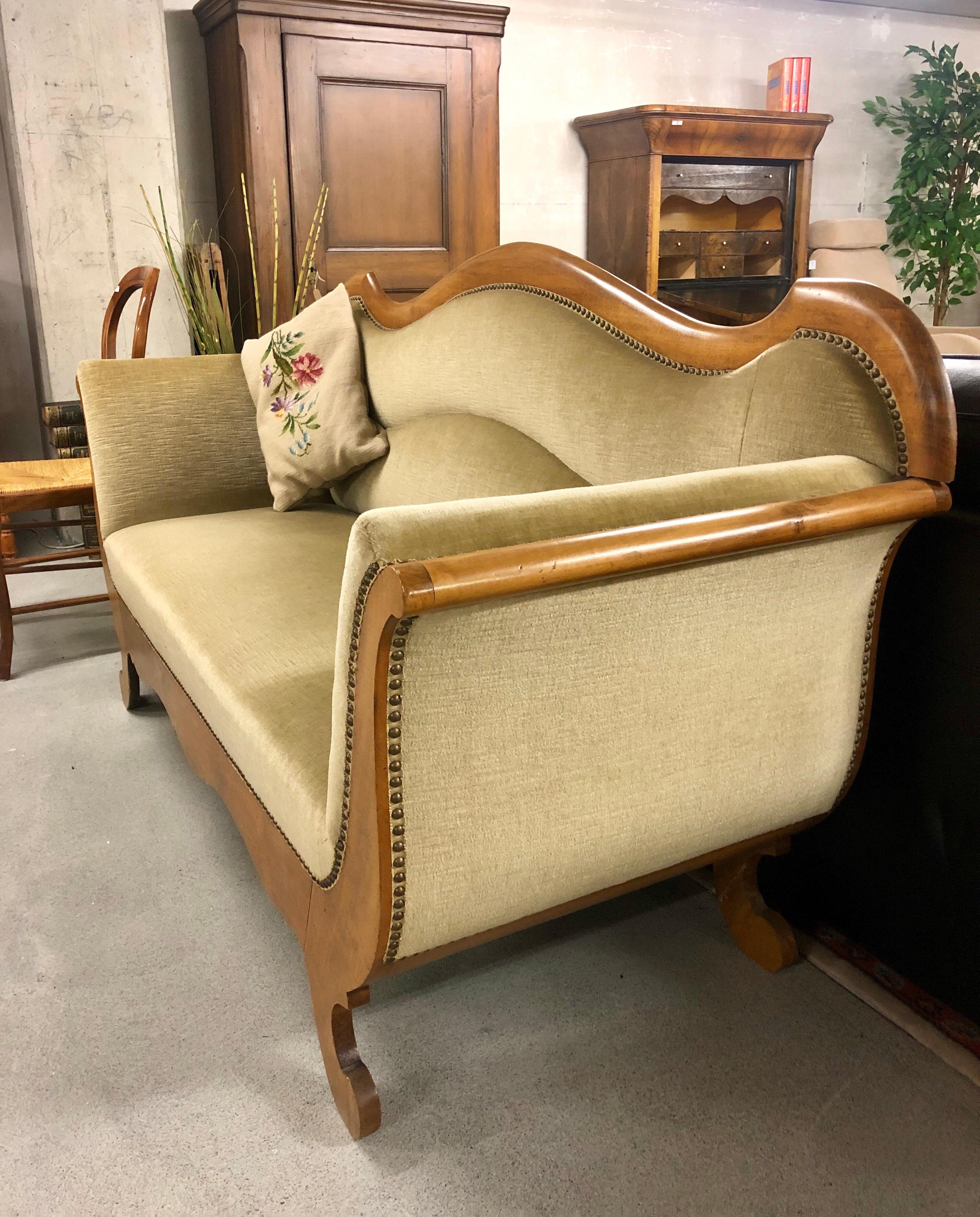 The shape is a simple Biedermeier, with the beautiful armrests and elegant lines. 

Perfectly fit in any interior. 

Bright and stylish sofa.

Measures: H 104 cm x W 214 cm x D 76 cm.