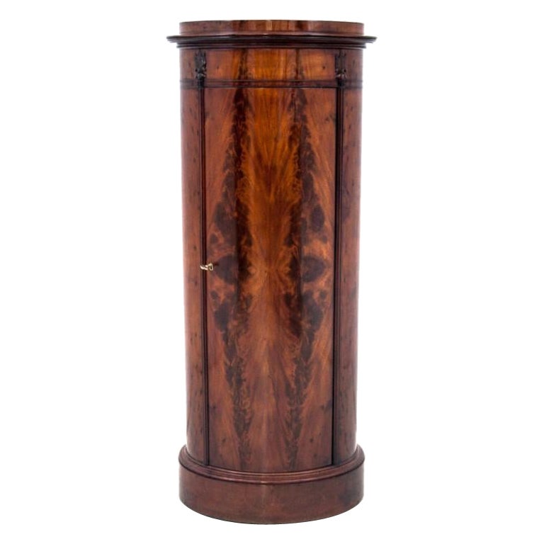 Biedermeier pillar chest of drawers, Northern Europe, around 1850.