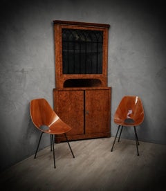 Österreichischer Biedermeier-Eckschrank aus Pappelholz und Birnenholz, 1820