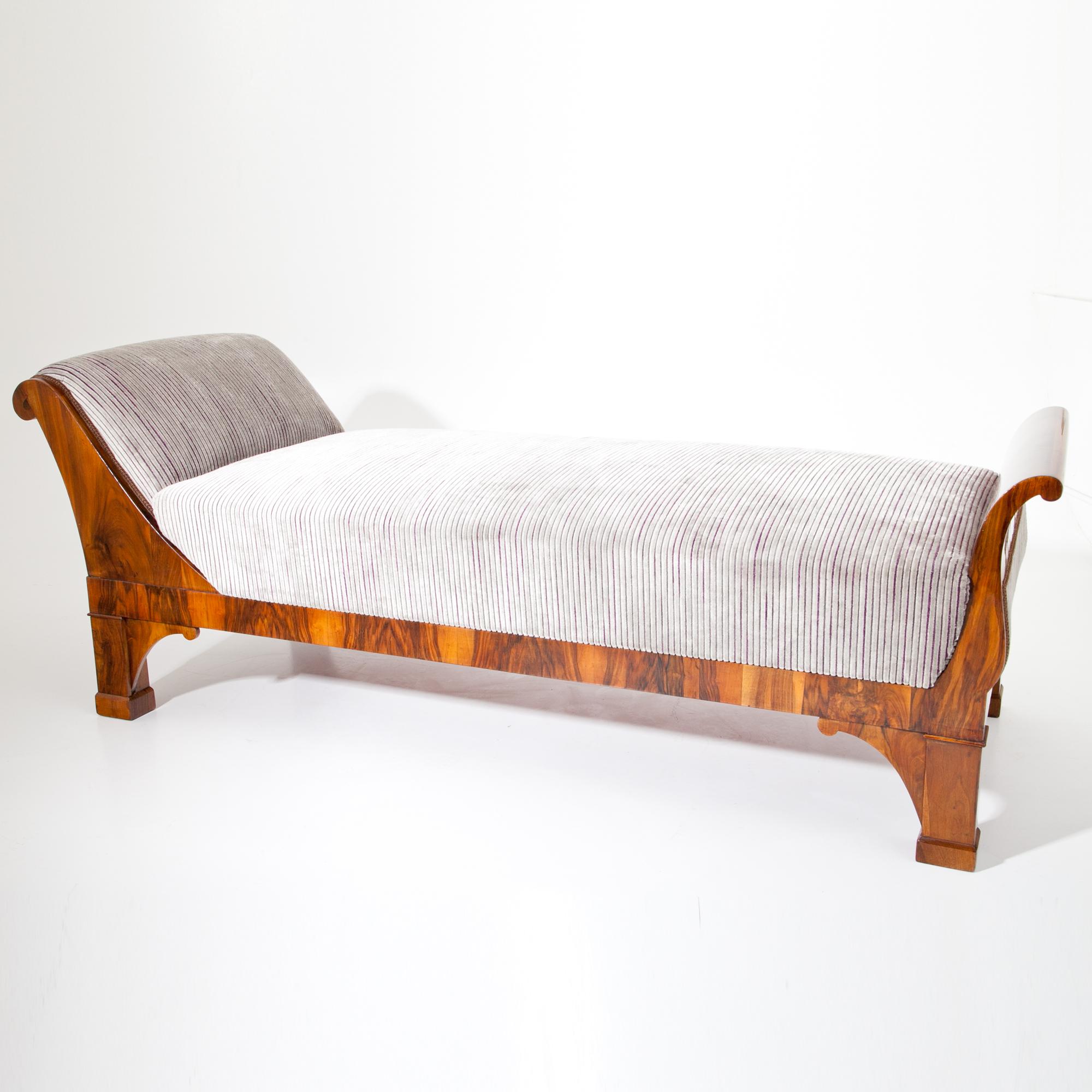 Biedermeier Recamiere, Danube Monarchy, circa 1830 1