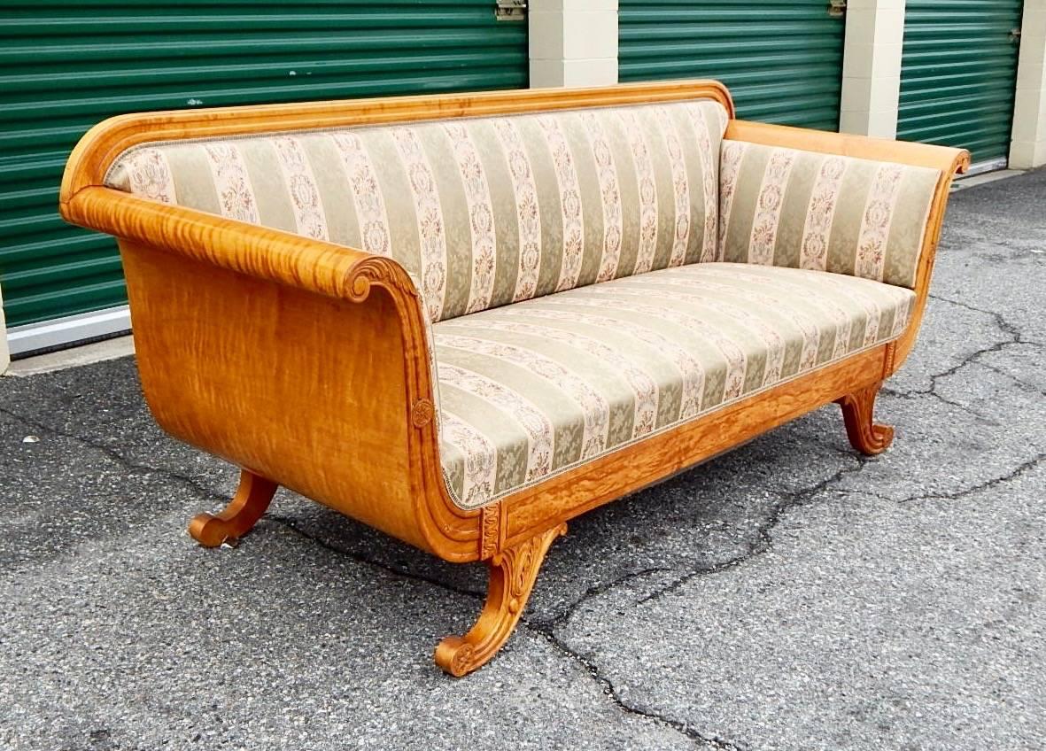 Swedish Biedermeier Revival Sofa with Panelled Sides in Golden Birch, Sweden, 1920s For Sale