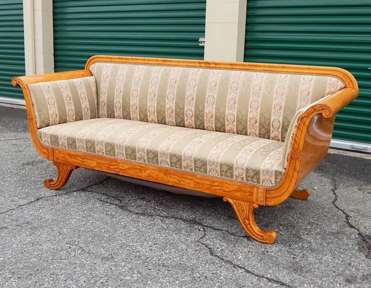 Biedermeier Revival Sofa with Panelled Sides in Golden Birch, Sweden, 1920s In Excellent Condition For Sale In Richmond, VA