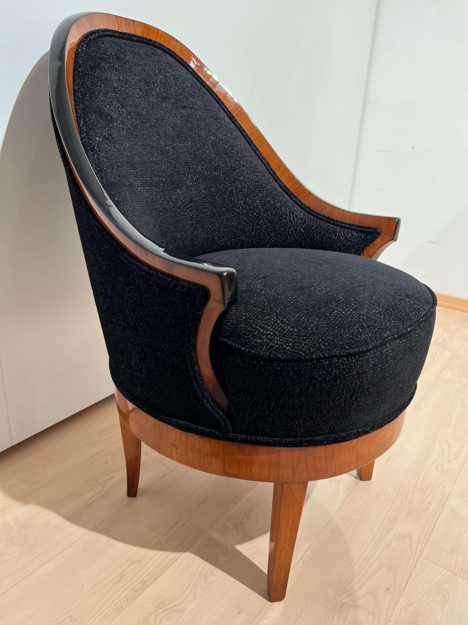 Silla giratoria Biedermeier, madera de cerezo, terciopelo negro, Sur de Alemania circa 1820 en venta 3