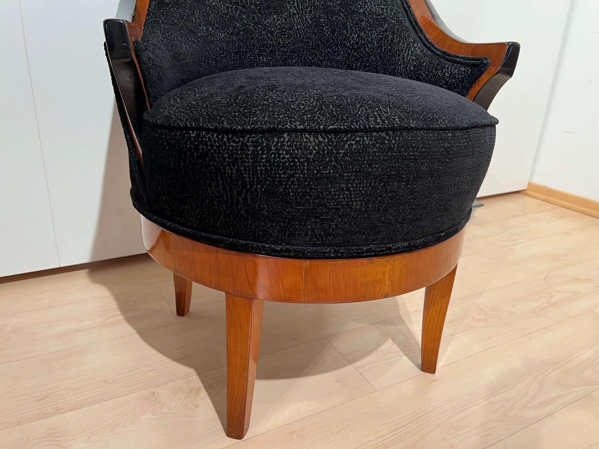 Biedermeier Revolving Chair, Cherry Veneer, Black Velvet, South Germany, c.1820 For Sale 8