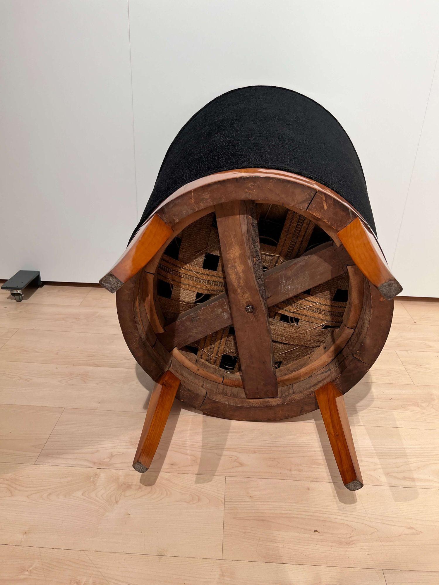 Biedermeier Revolving Chair, Cherry Veneer, Black Velvet, South Germany, c.1820 For Sale 10