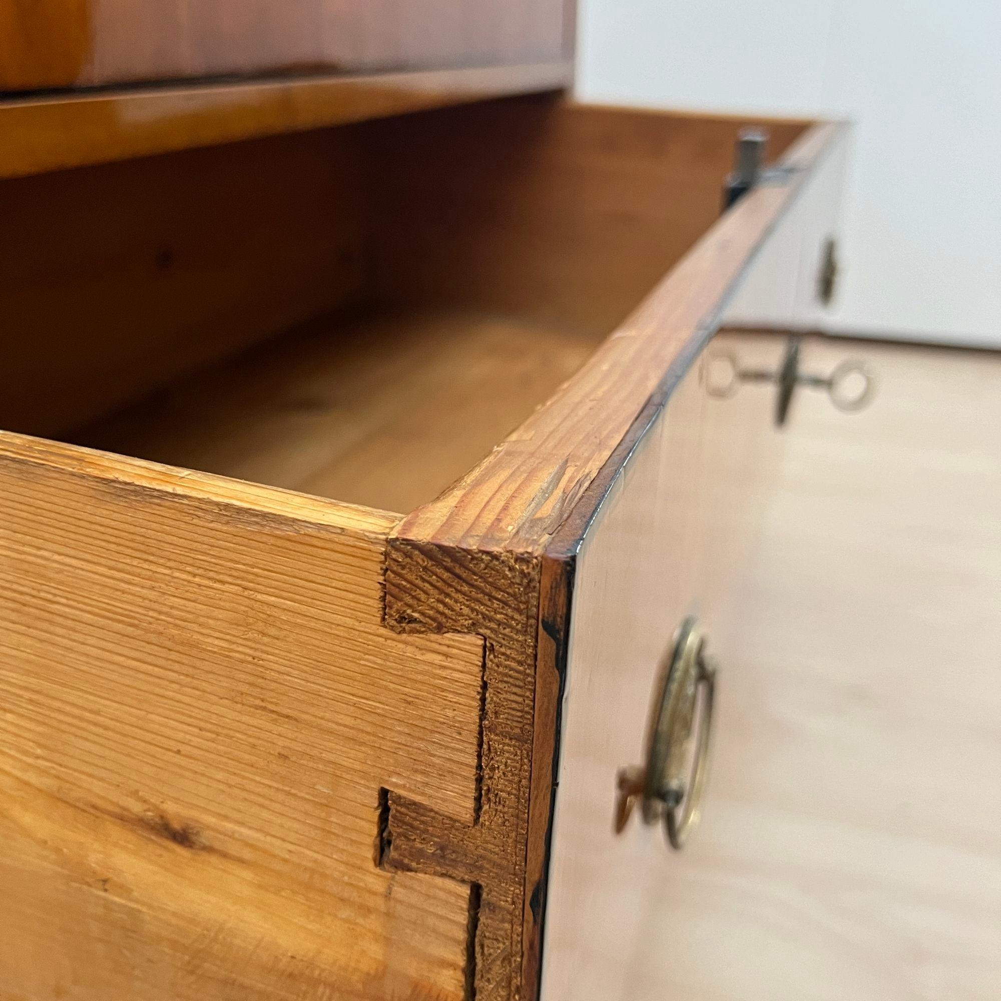 Biedermeier Roll-Top Desk, Cherry Veneer, Brass, Ink, South Germany circa 1820 For Sale 14