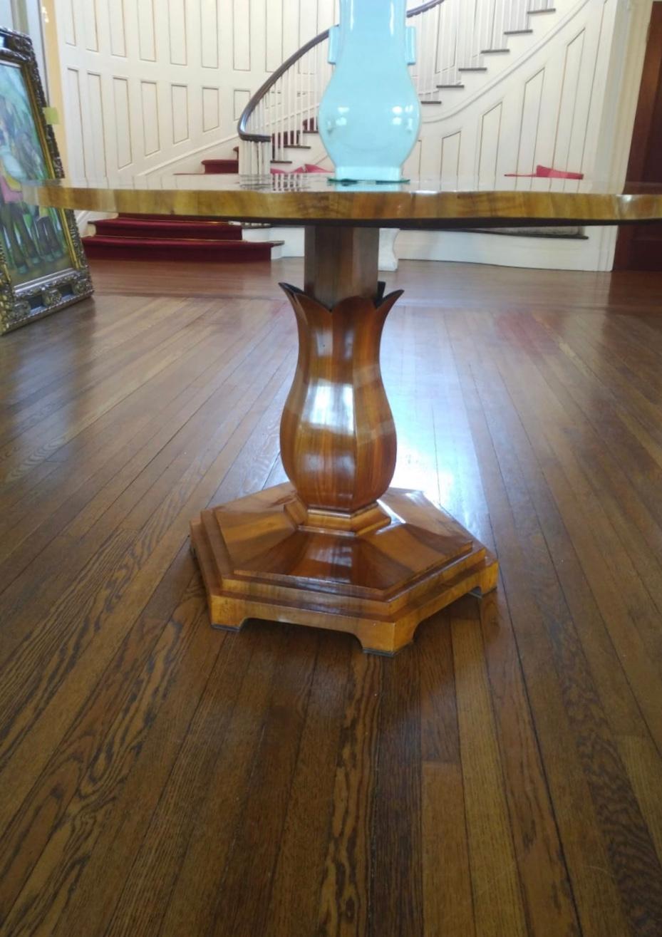 Walnut Biedermeier Round Table, 19th Century