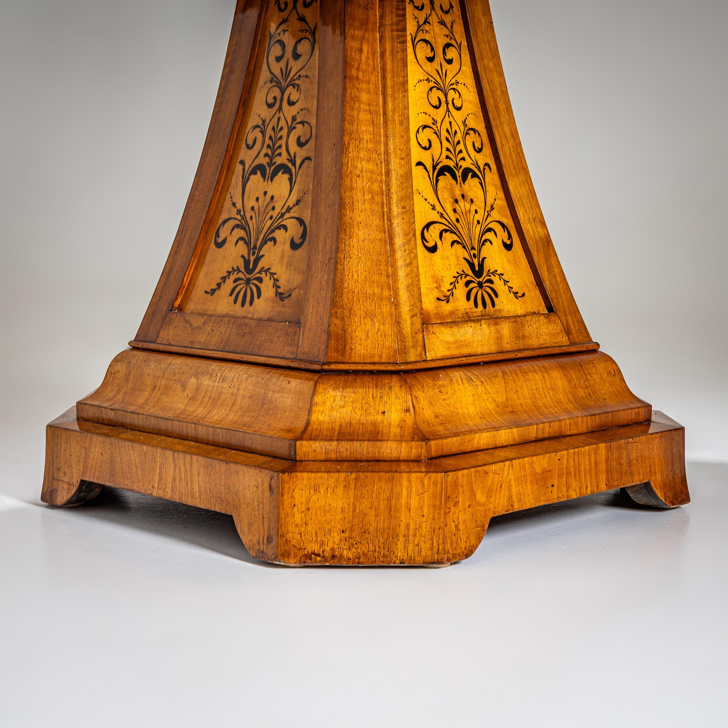 Biedermeier Salon Table, circa 1830 im Angebot 4