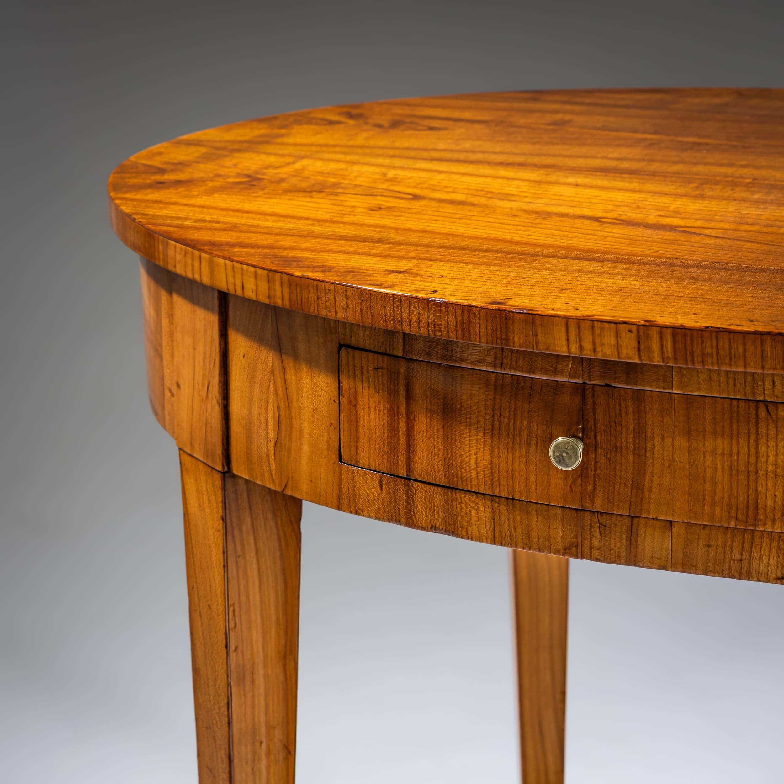 Biedermeier Salon Table in Cherrywood, Southern Germany For Sale 1