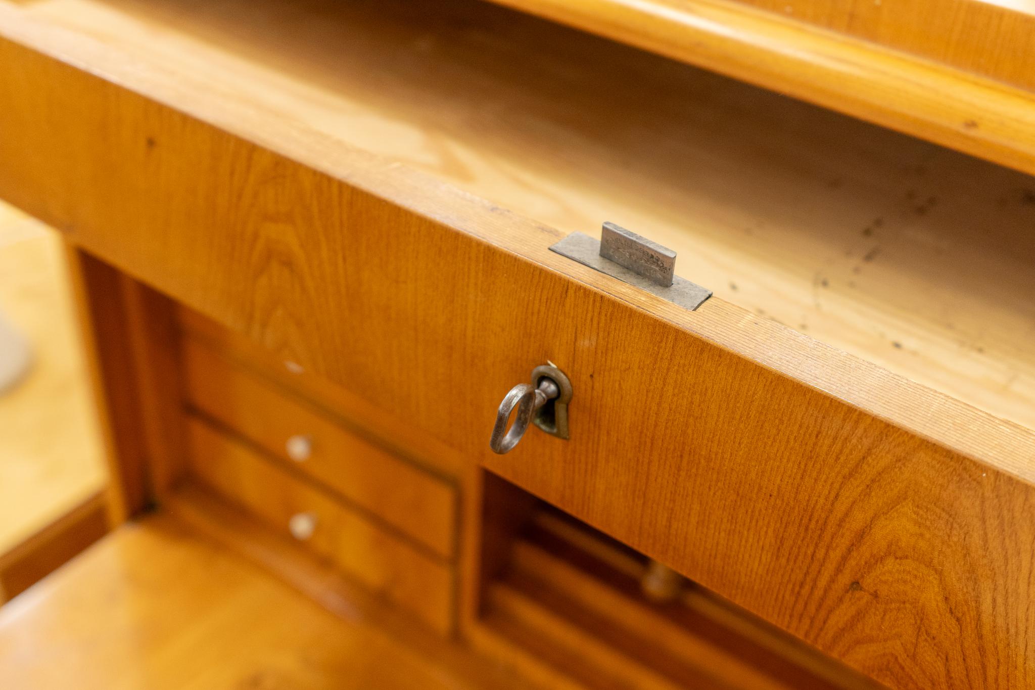 Biedermeier Secretaire en vente 3