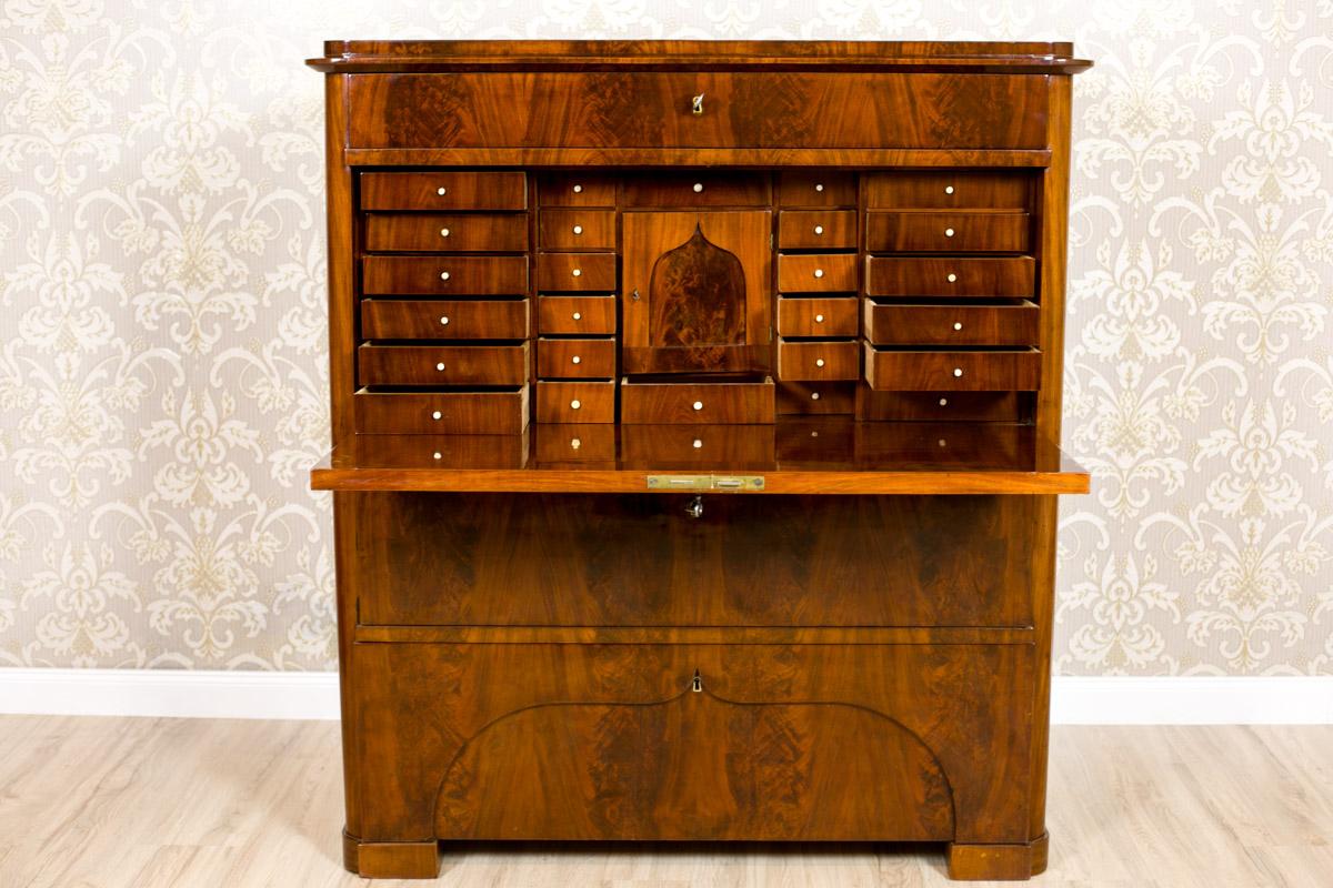 Secretaire Biedermeier de la 2ª mitad del siglo XIX Chapado en venta