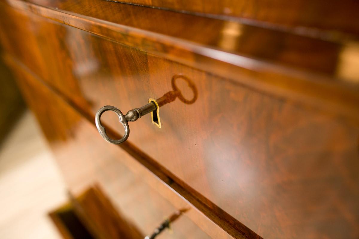 Secretaire Biedermeier de la 2ª mitad del siglo XIX en venta 1