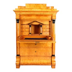 Secrétaire Biedermeier, Bois de bouleau clair, compartiment secret, vers 1830