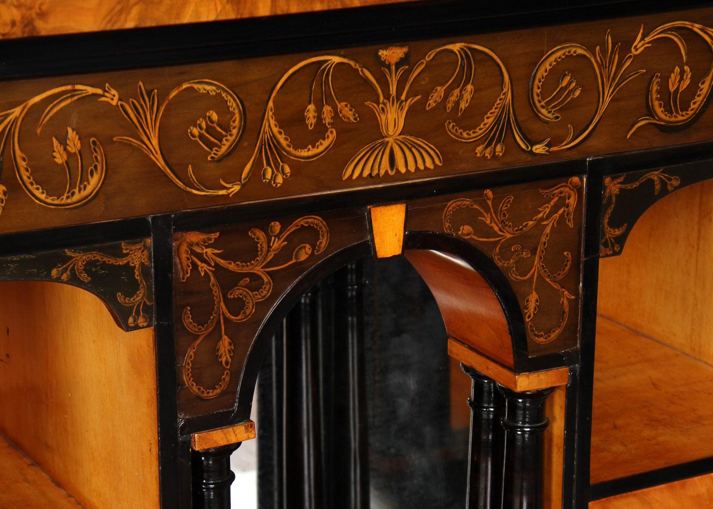 19th Century Biedermeier Secretaire with Hidden Compartement, Walnut, Austria circa 1820