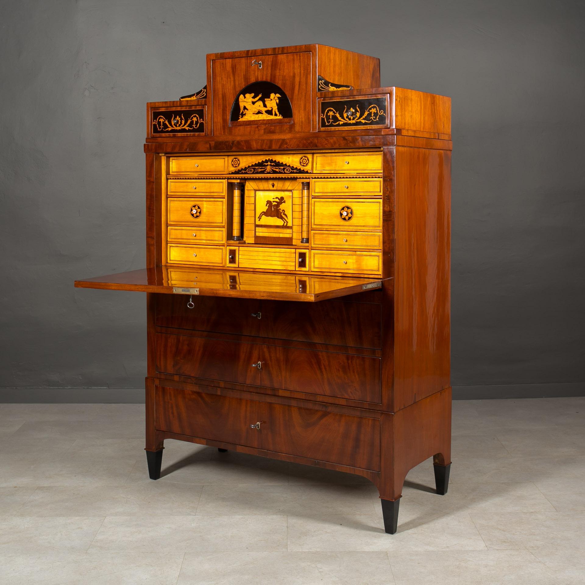 Biedermeier Secretary Desk, Austria, 19th Century For Sale 2