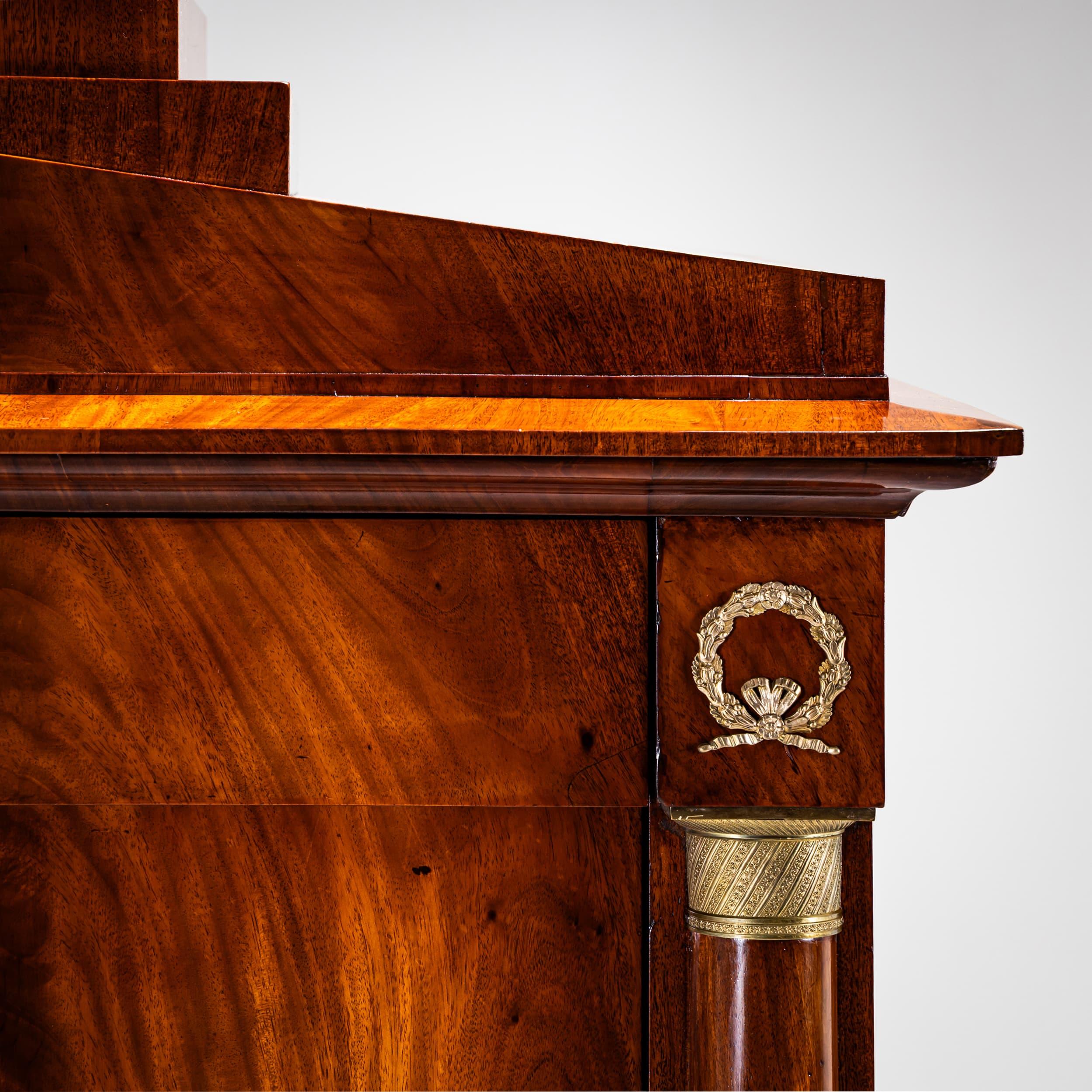 Lucidato Segreteria Biedermeier, probabilmente Berlino, inizio XIX secolo in vendita