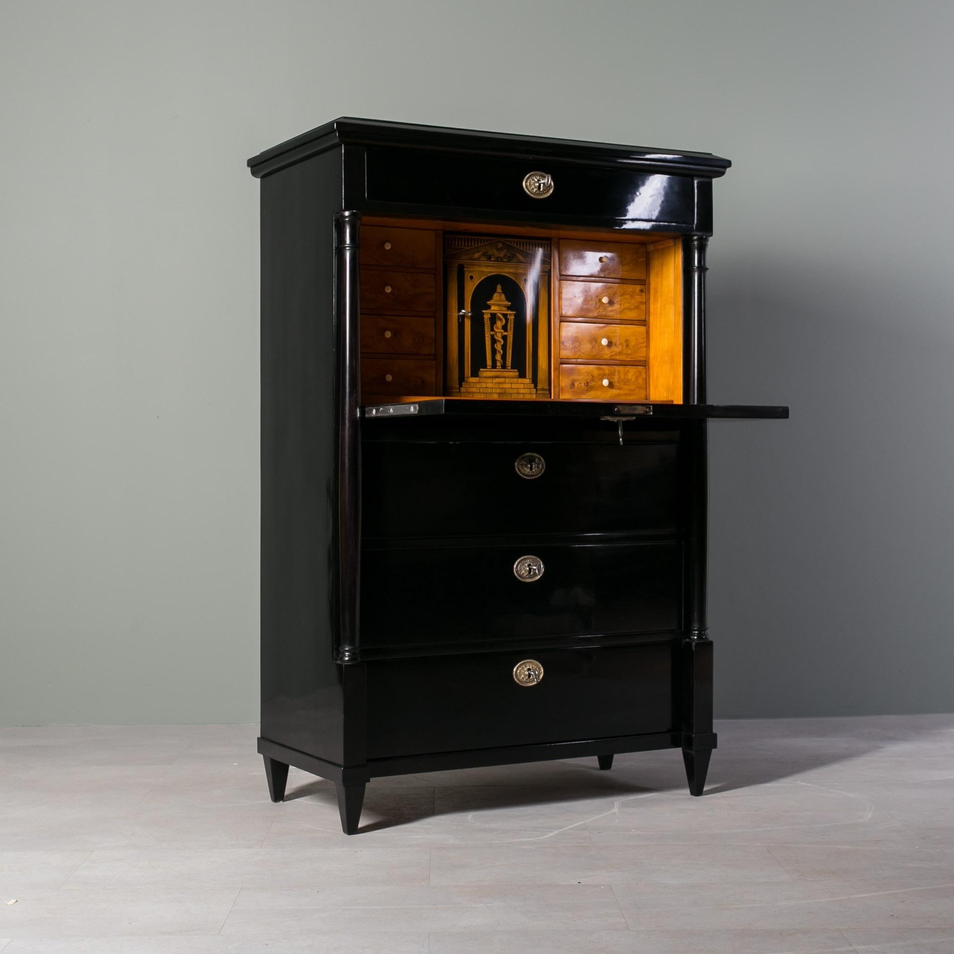 Secretaria Biedermeier, Chapa de Arce, Decoración de Tinta sobre Madera, Alemania, Siglo XIX Alemán