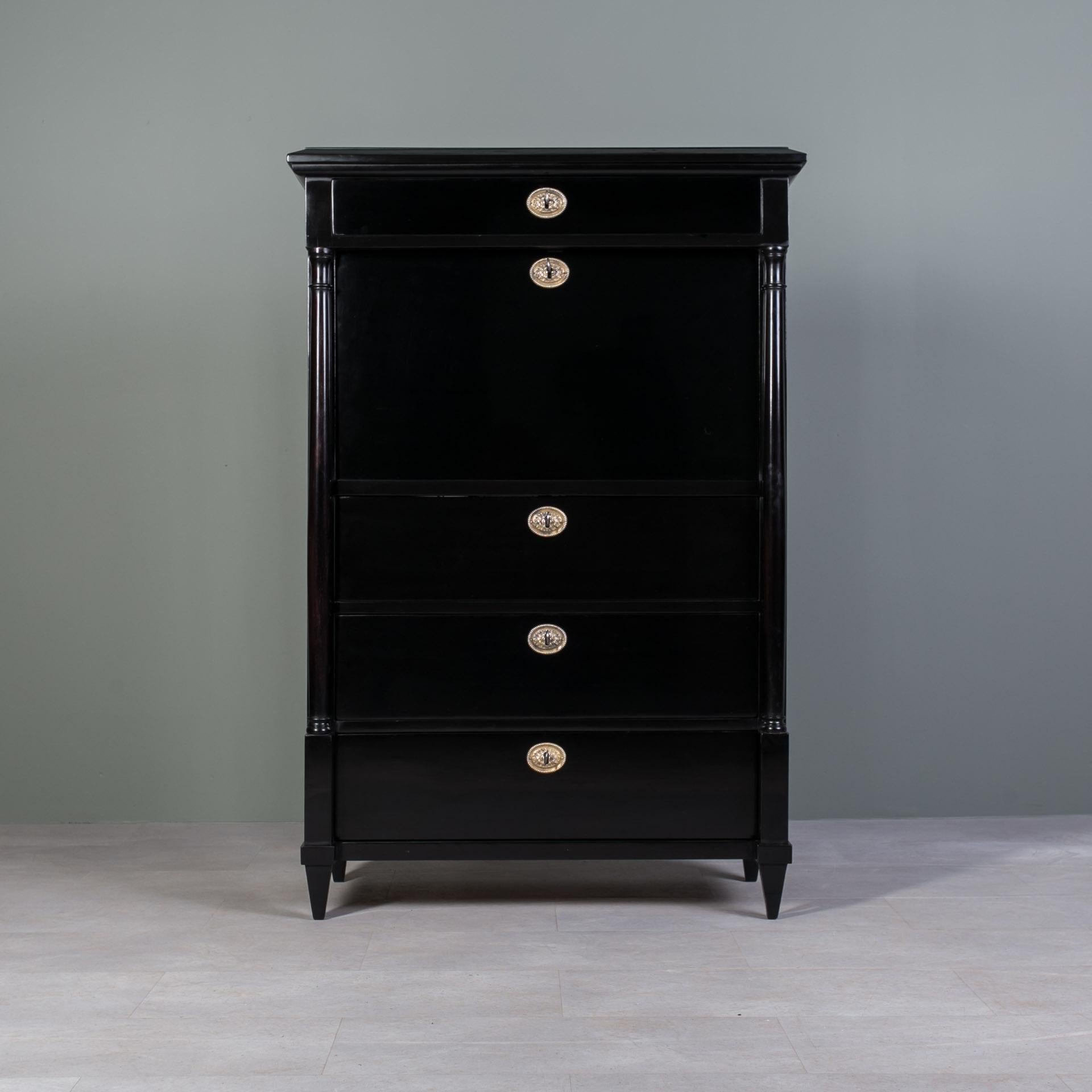 Secretaria Biedermeier, Chapa de Arce, Decoración de Tinta sobre Madera, Alemania, Siglo XIX Chapado