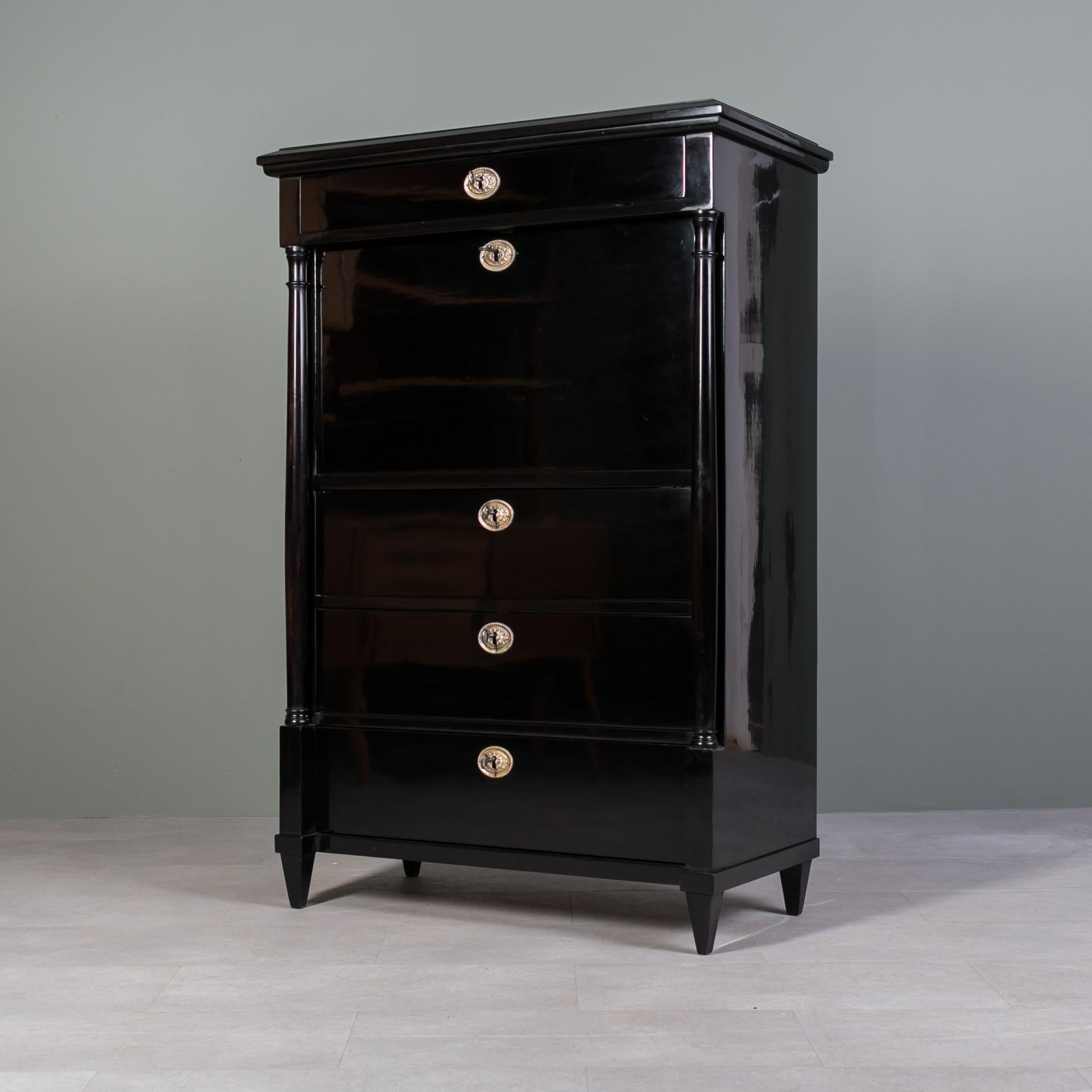 Secretaria Biedermeier, Chapa de Arce, Decoración de Tinta sobre Madera, Alemania, Siglo XIX siglo XIX
