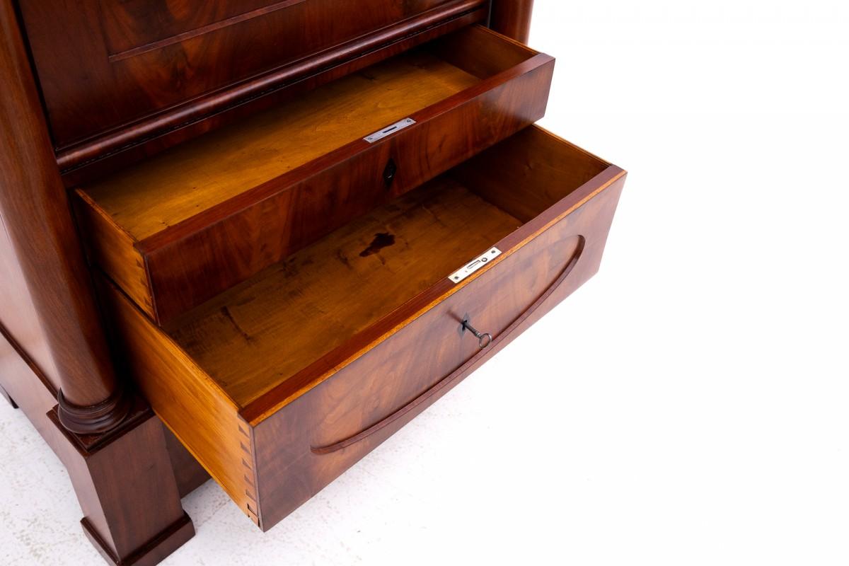 Biedermeier-Sekretär, Westeuropa, um 1840. im Angebot 4
