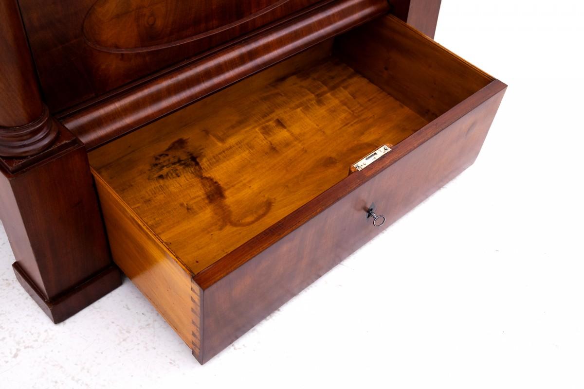 Biedermeier-Sekretär, Westeuropa, um 1840. im Angebot 3