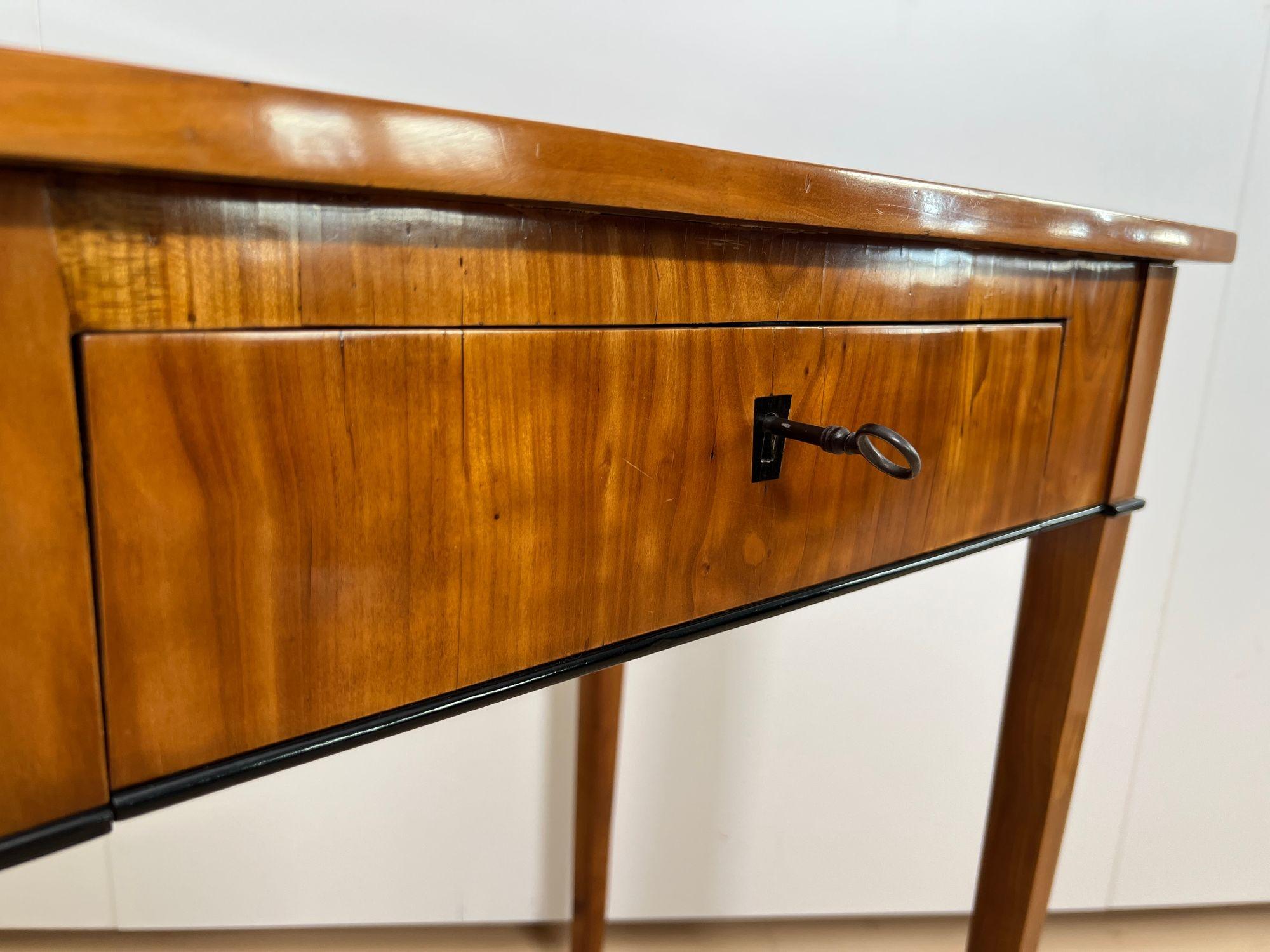 Biedermeier Side Table, Cherry Wood, South Germany circa 1820 For Sale 8