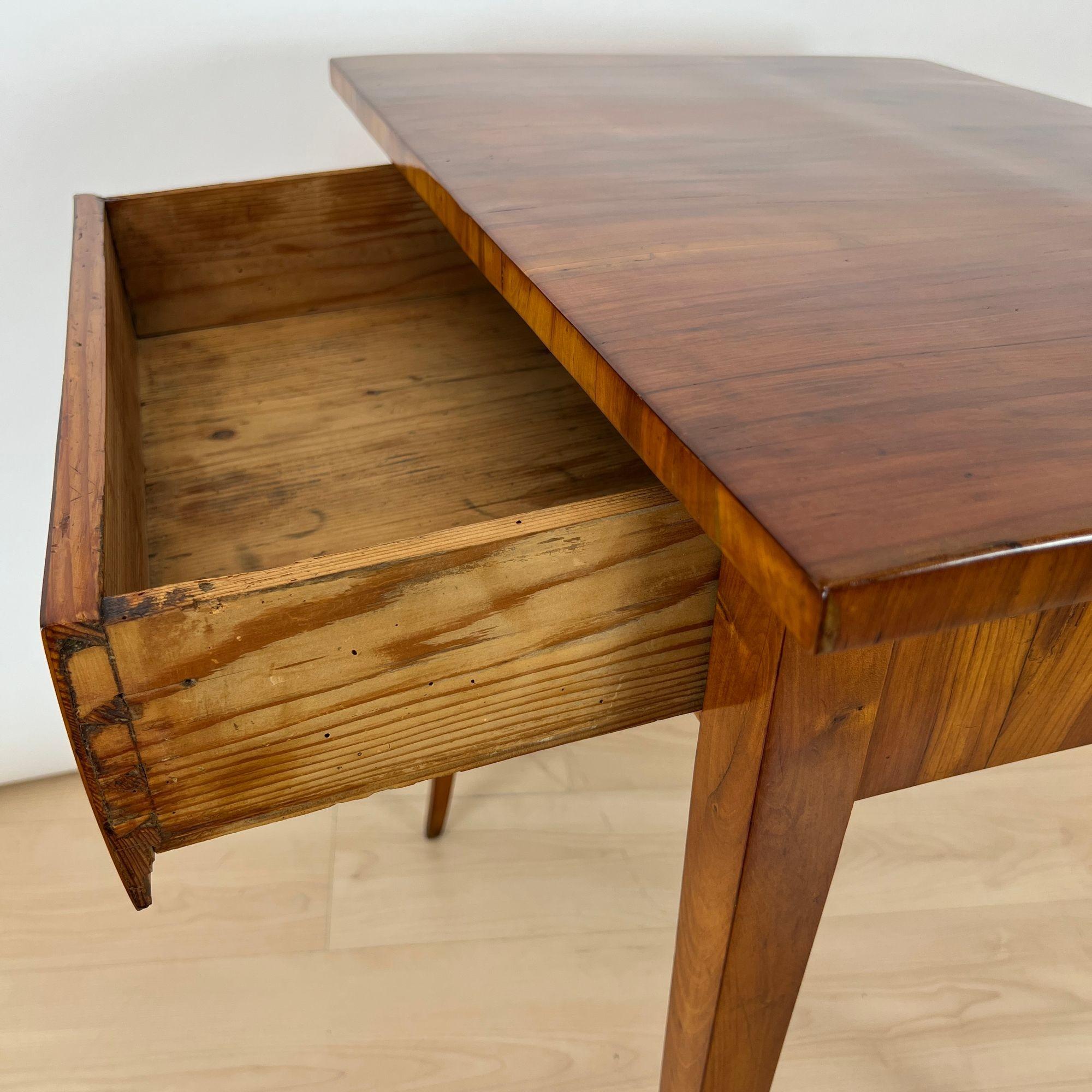 Biedermeier Side Table, Cherrywood, South Germany circa 1820 For Sale 8