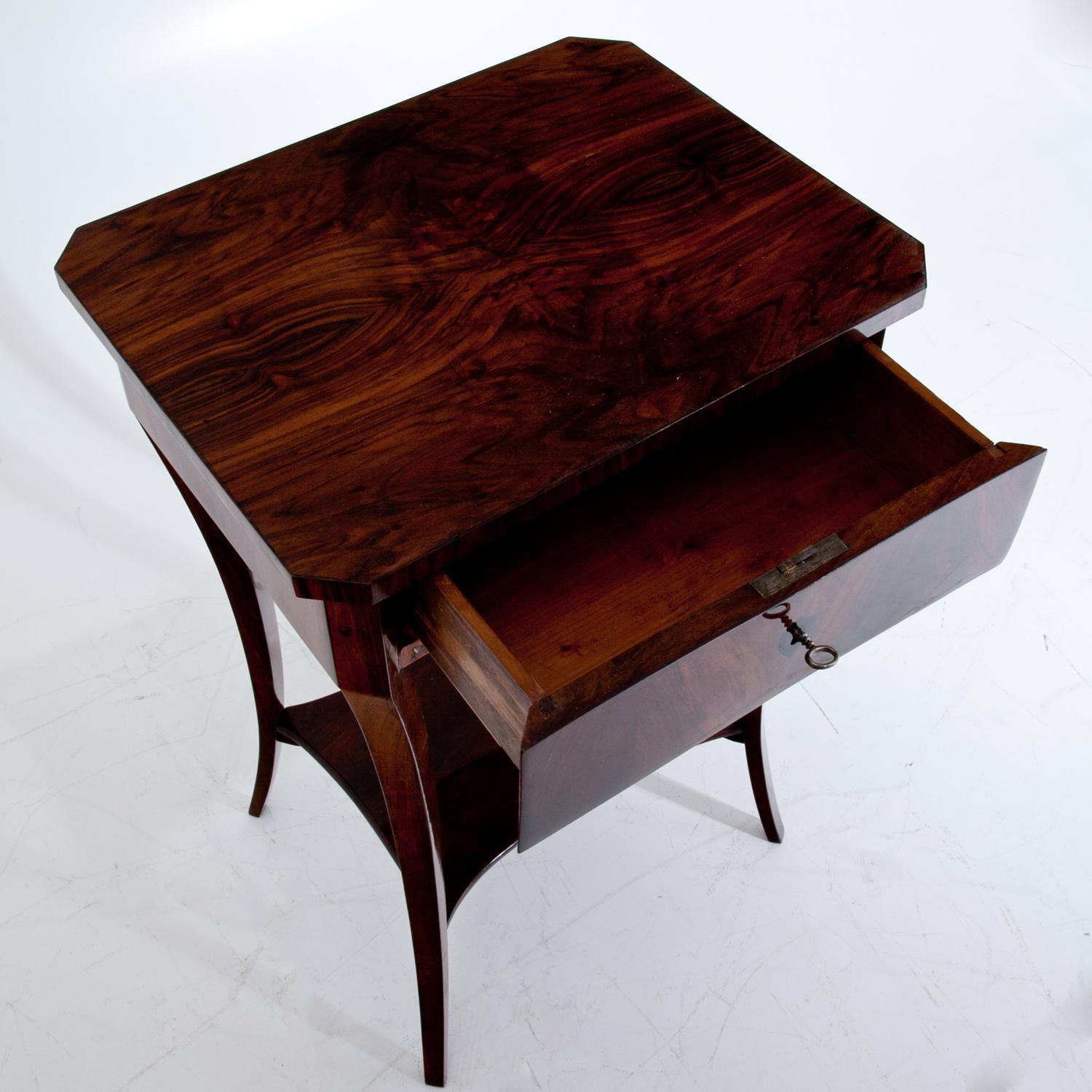 Biedermeier Side Table, circa 1830 In Excellent Condition In Greding, DE