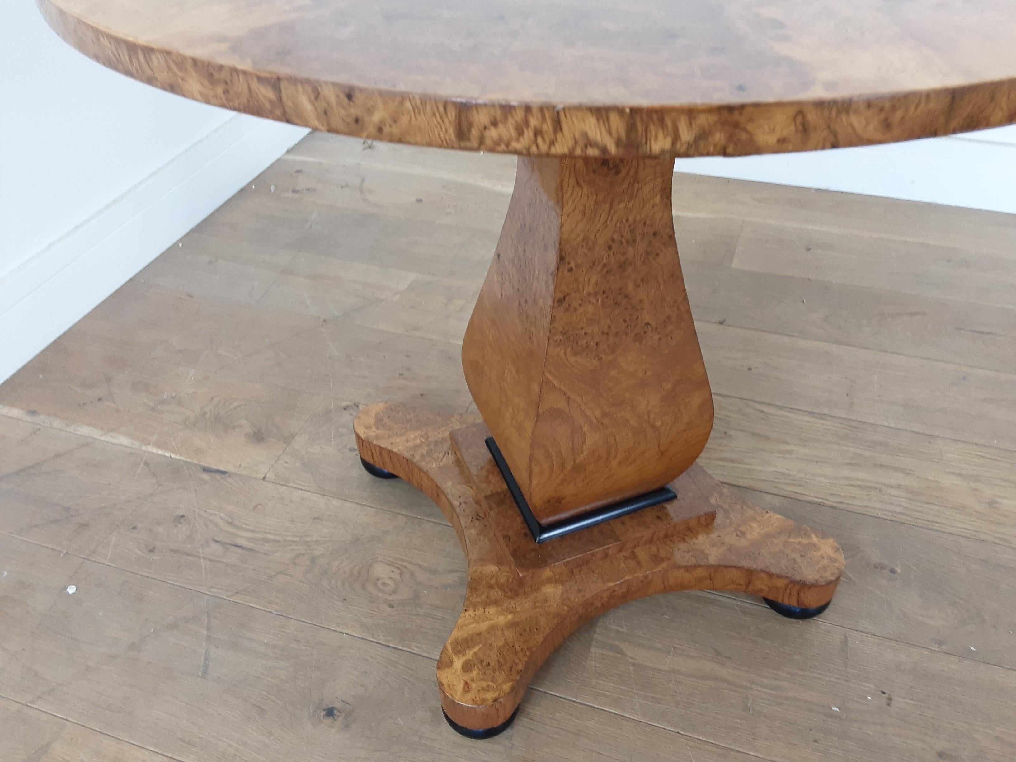 Biedermeier Side Table In Good Condition In London, GB
