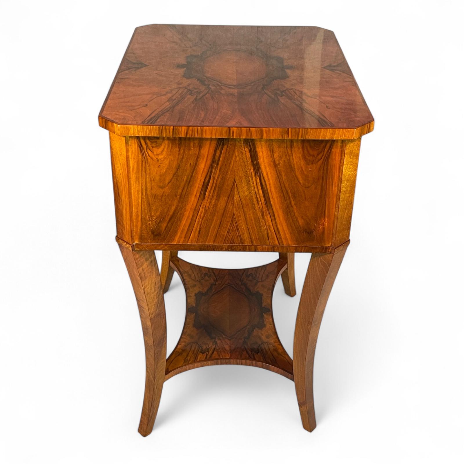 Tedesco Tavolino Biedermeier o tavolo da cucito, 1820 in vendita
