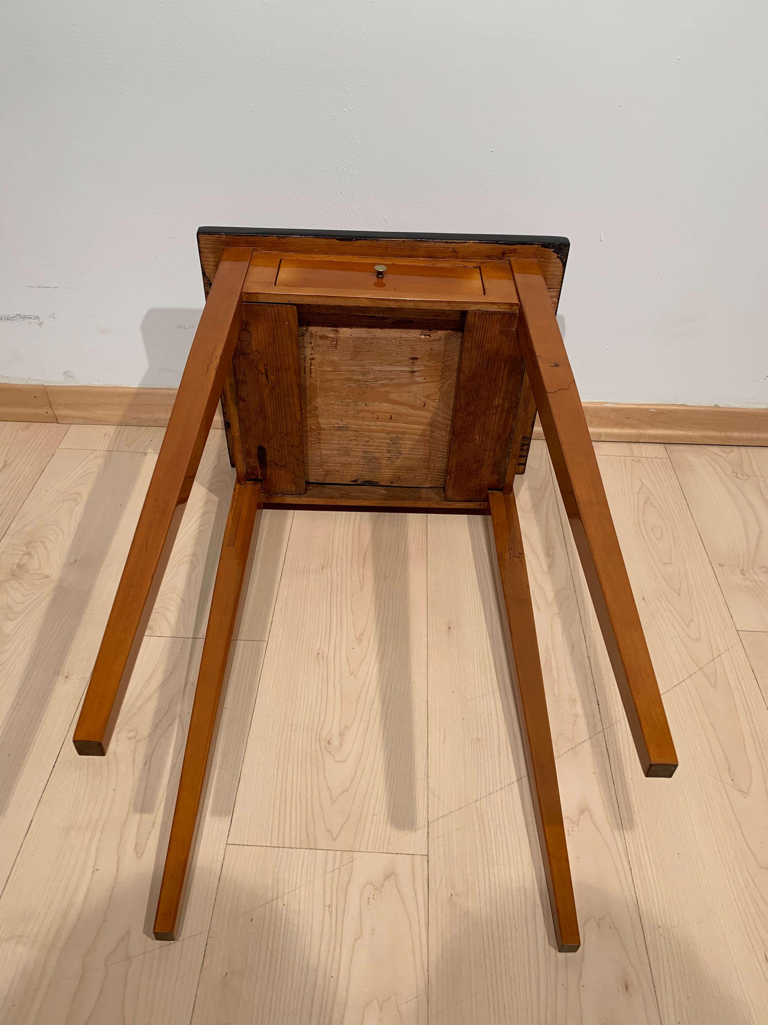 Biedermeier Side Table with Drawer, Cherry Wood, South Germany, circa 1830 9