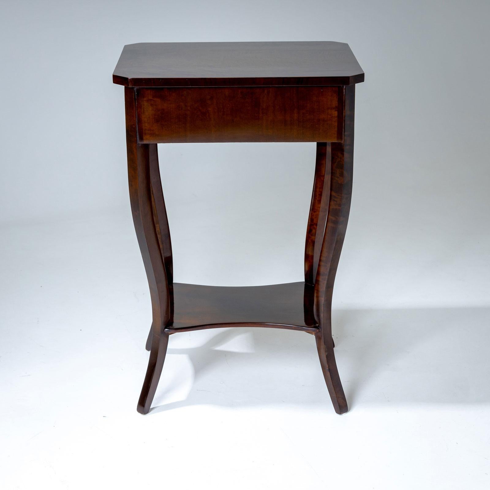 Biedermeier Side Table with one Drawer, circa 1830 For Sale 4