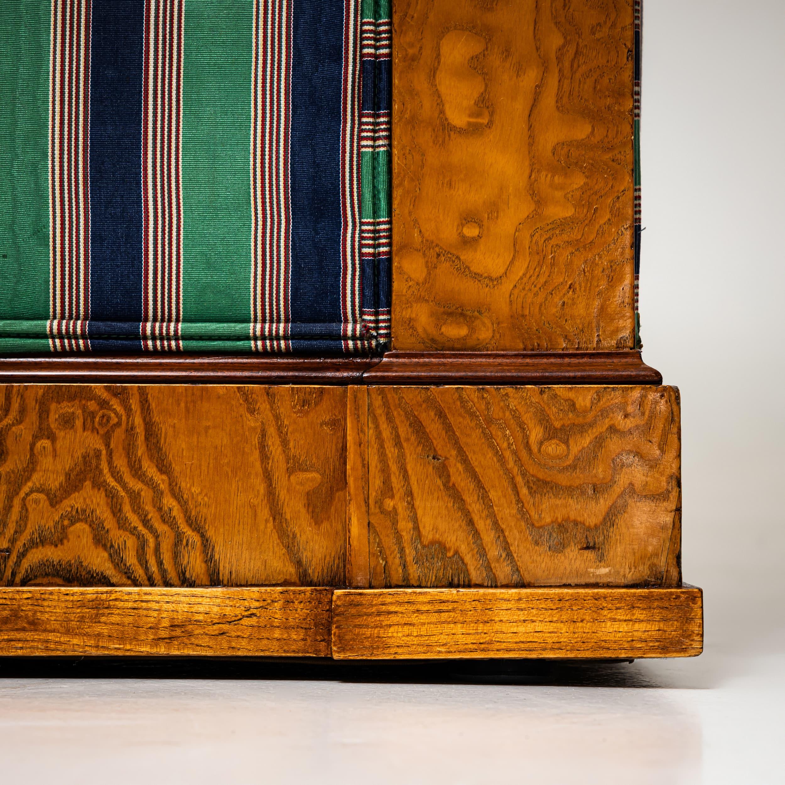 Sofá Biedermeier de madera de fresno, hacia 1830 en venta 1