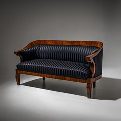 Biedermeier Sofa in Walnut, Austria, circa 1830