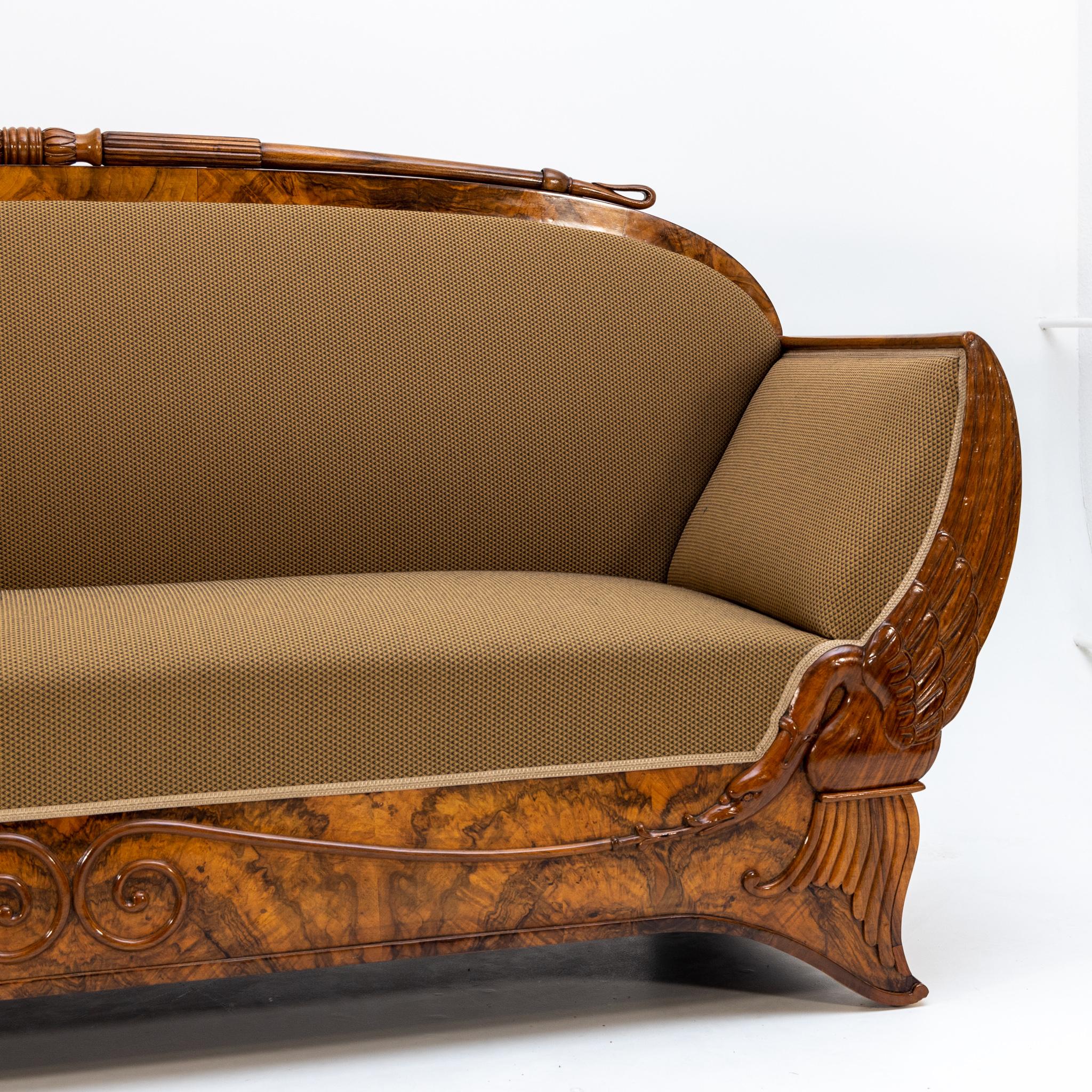 Biedermeier-Sofa, wahrscheinlich Mainz um 1830 im Angebot 1