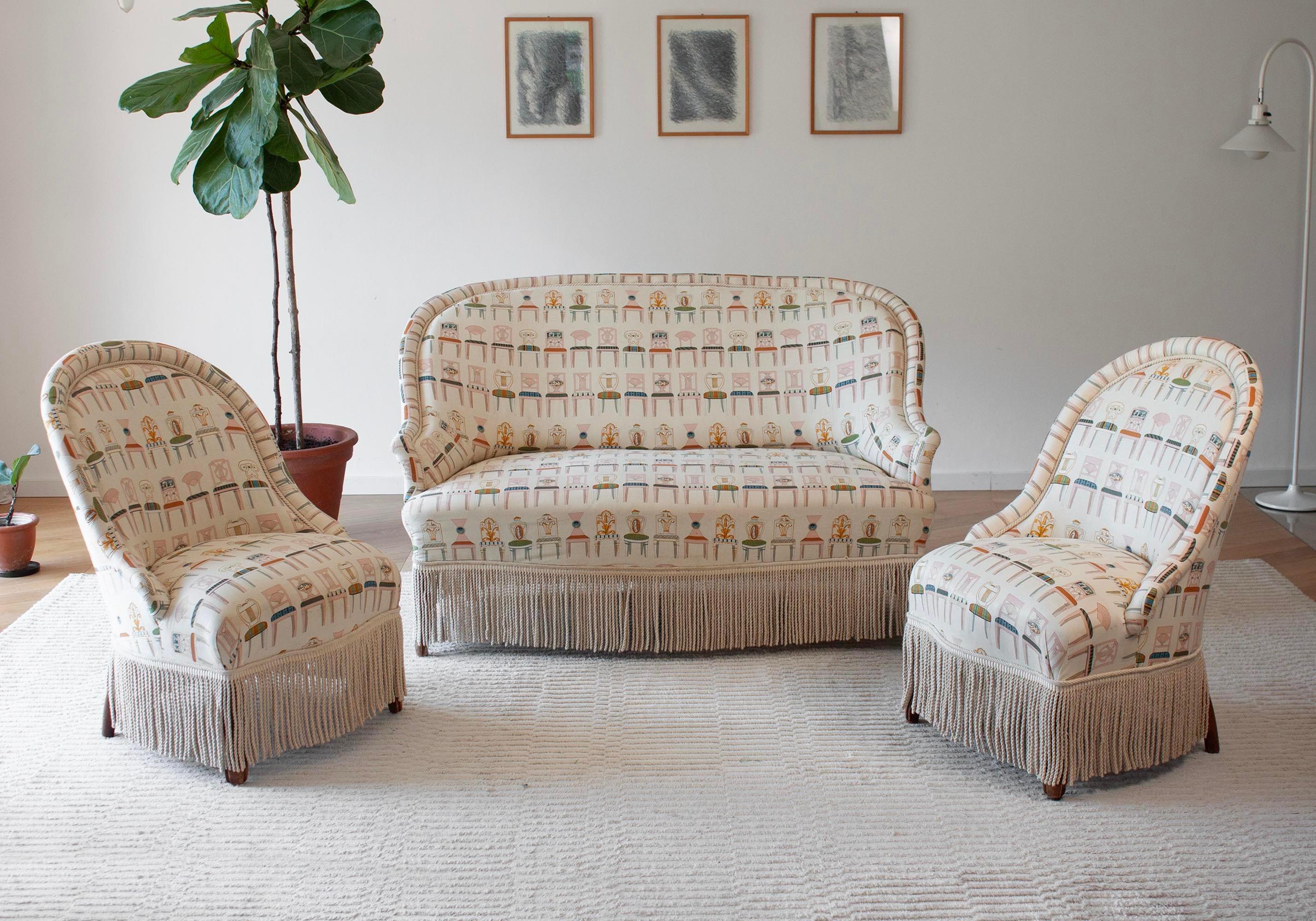 Sofá Biedermeier, Dos Sillones Tapizados en Textil Motivo Silla Karl Lagerfeld Alemán en venta
