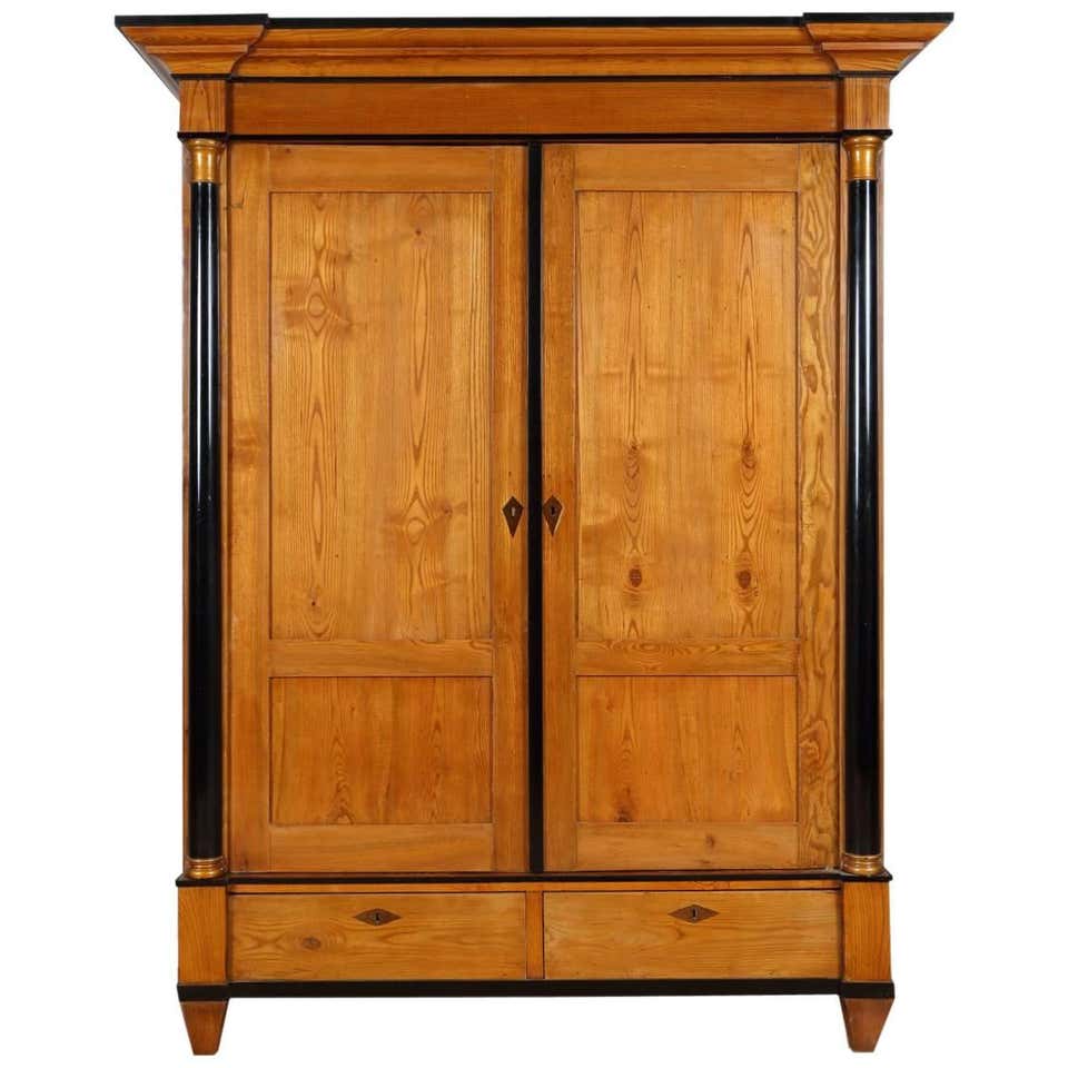 Antique & Vintage Wardrobes and Armoires For Sale in Chicago Near Me