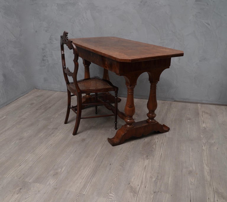 Biedermeier Square Walnut Wood Austrian Writing Desk, 1830 For Sale 2