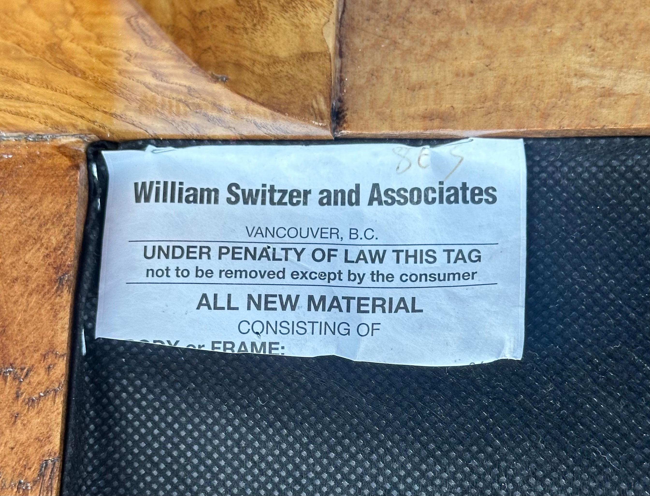 Banc de style Biedermeier avec pieds en ronce d'olivier de William Switzer en vente 10