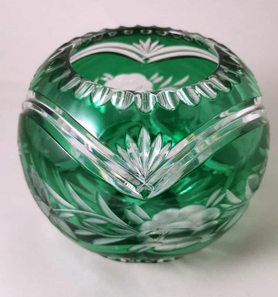 Biedermeier Style Bohemia Cut and Ground Green Crystal Ball Vase In Good Condition In Prato, Tuscany