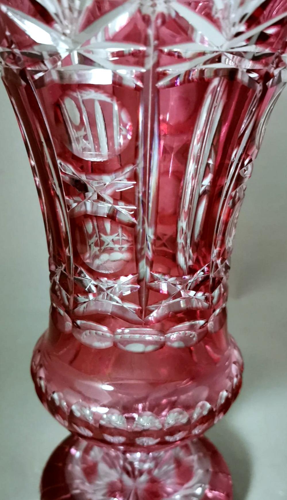 Biedermeier Style Bohemia Cut And Ground Red Crystal Vase In Good Condition For Sale In Prato, Tuscany