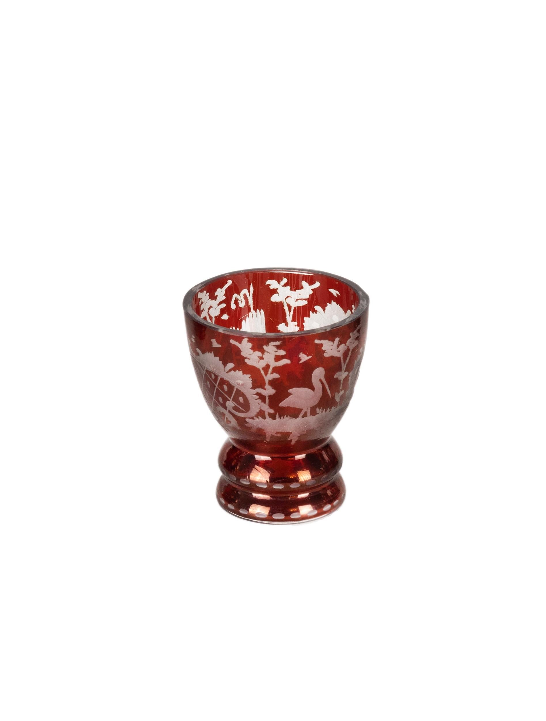 Biedermeier Style Bohemian Crystal Bottle and Glasses Set (Early 20th Century) In Good Condition For Sale In Lisbon, PT