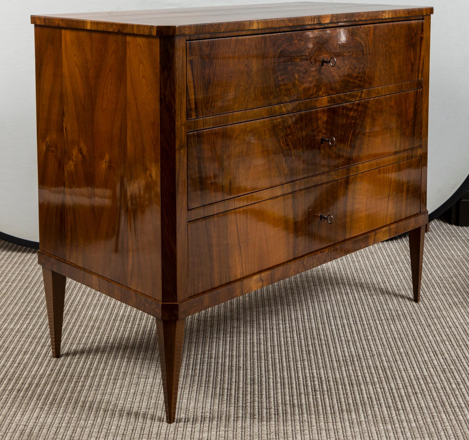 20th Century Biedermeier Style Chest Of Drawers