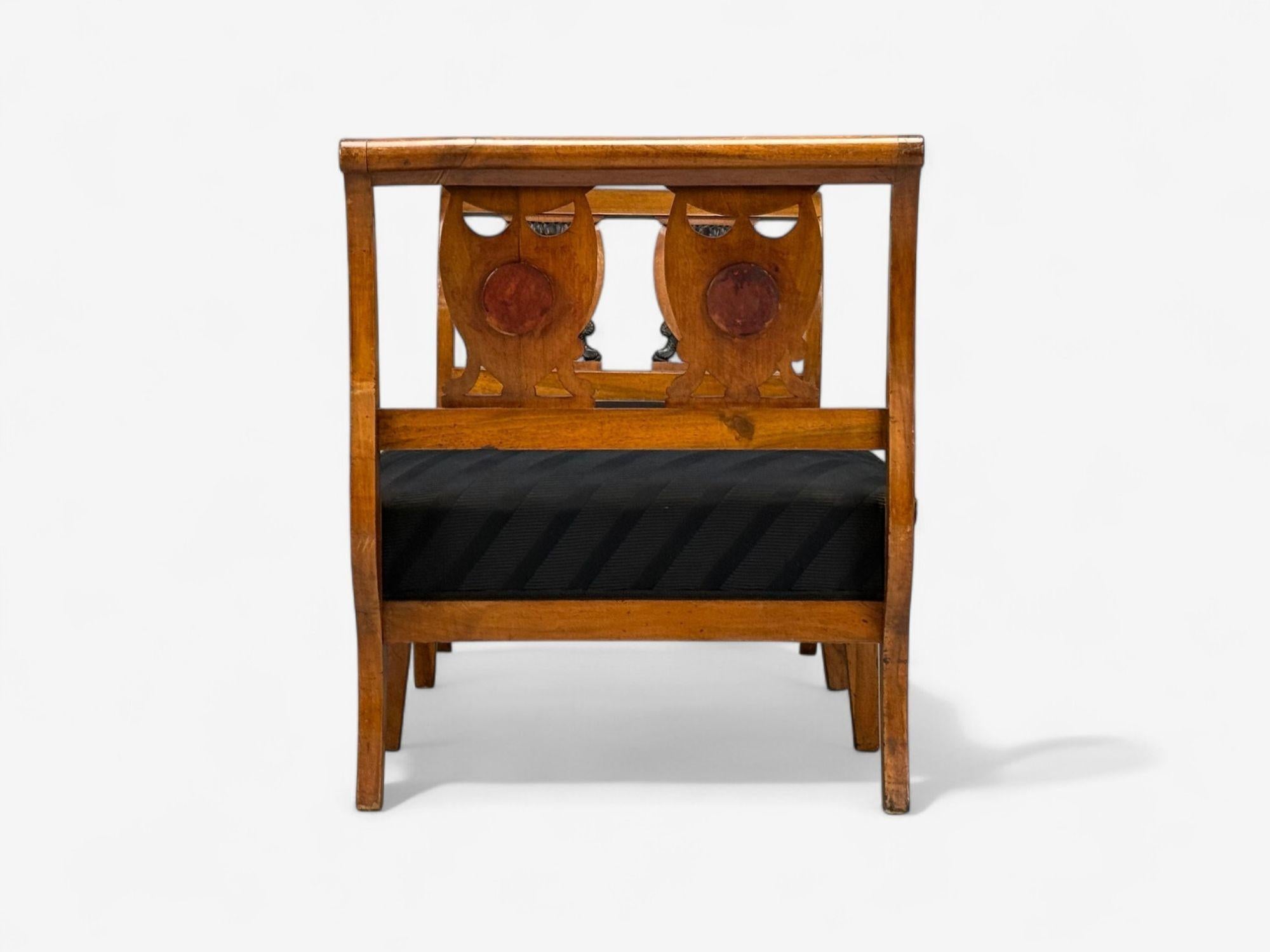 Biedermeier Style, Fruitwood, Black Fabric, Daybed, USA, 19th c. For Sale 6
