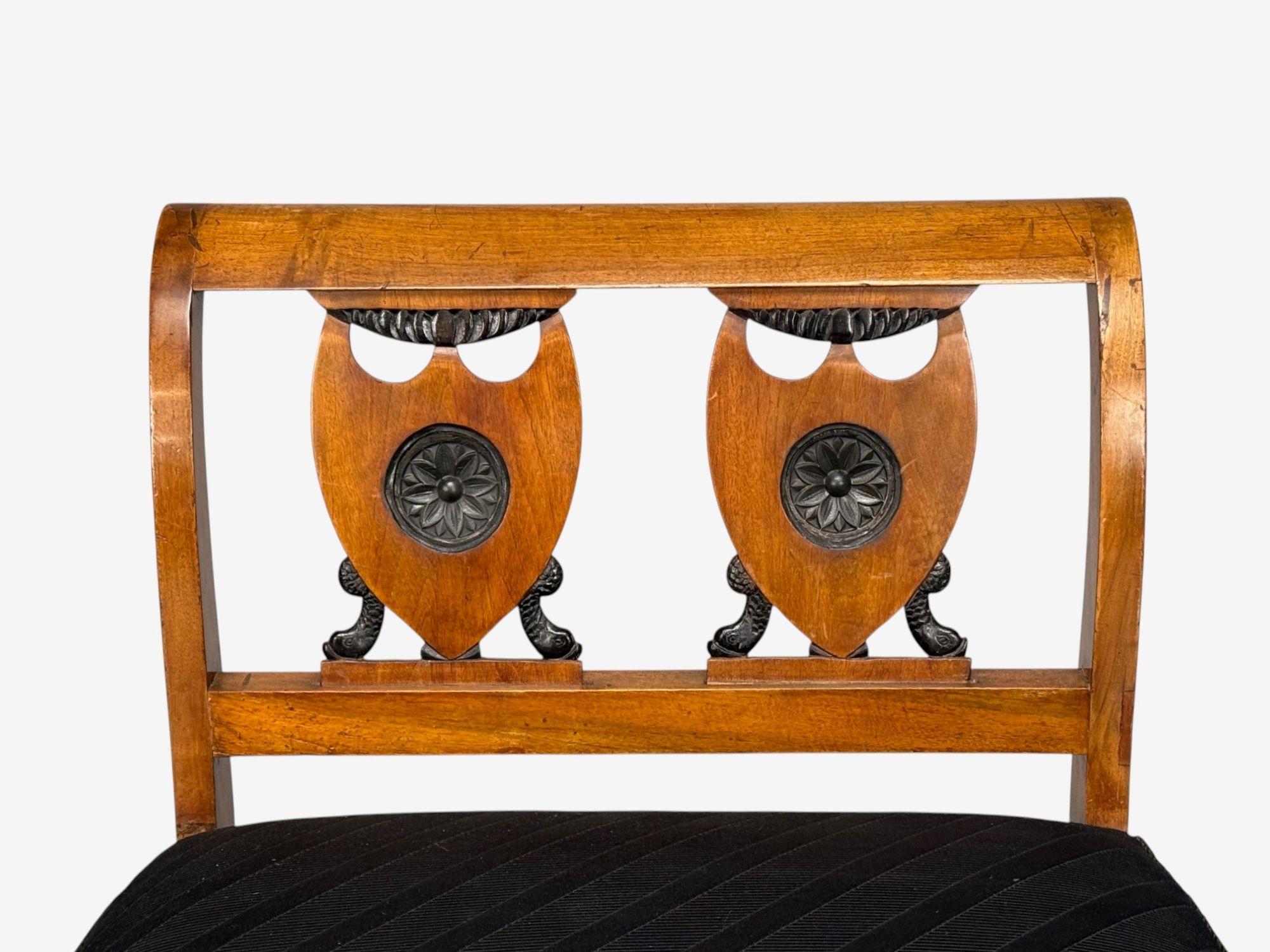 Biedermeier Style, Fruitwood, Black Fabric, Daybed, USA, 19th c. For Sale 1